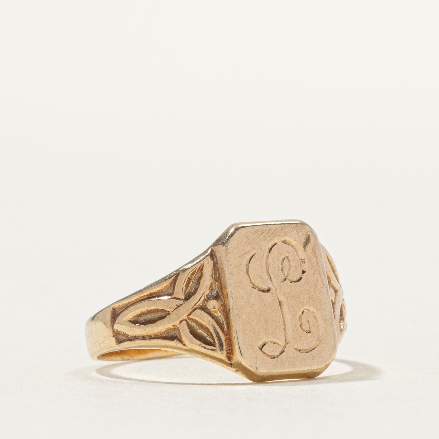 10k Yellow Gold "L" Initial Signet Ring | SZ 3.25