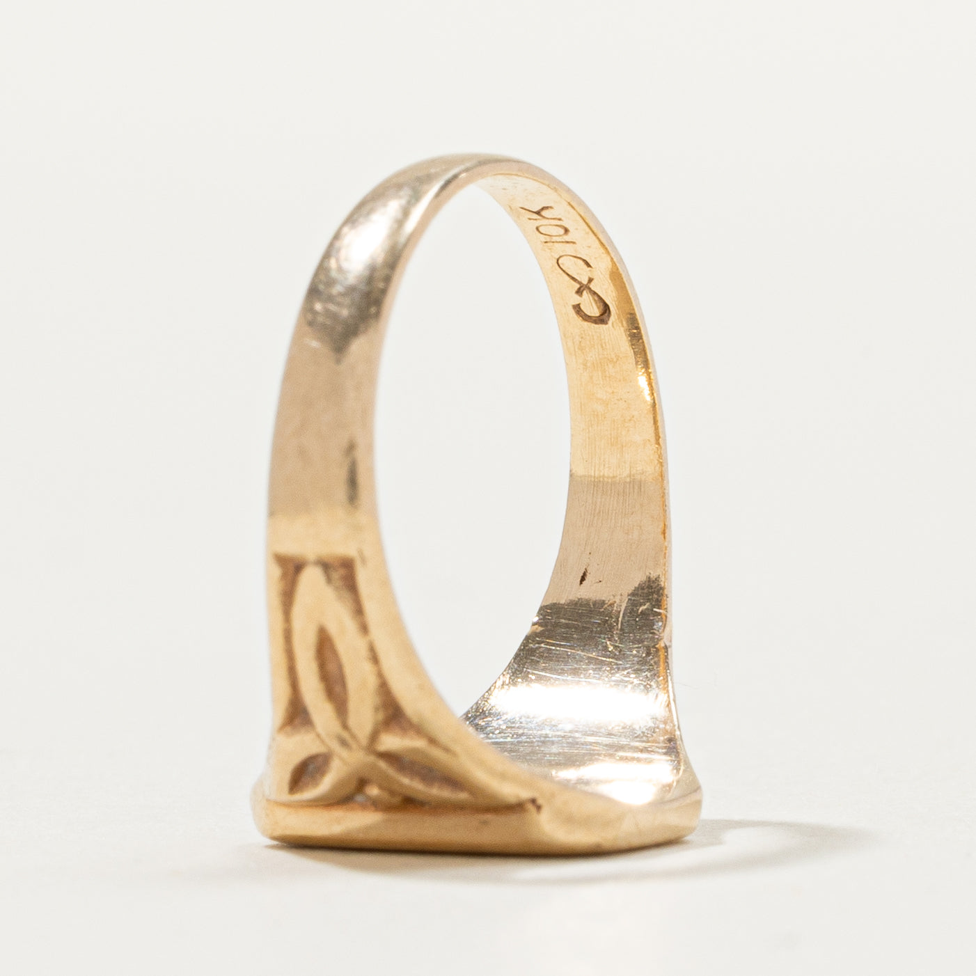 10k Yellow Gold "L" Initial Signet Ring | SZ 3.25