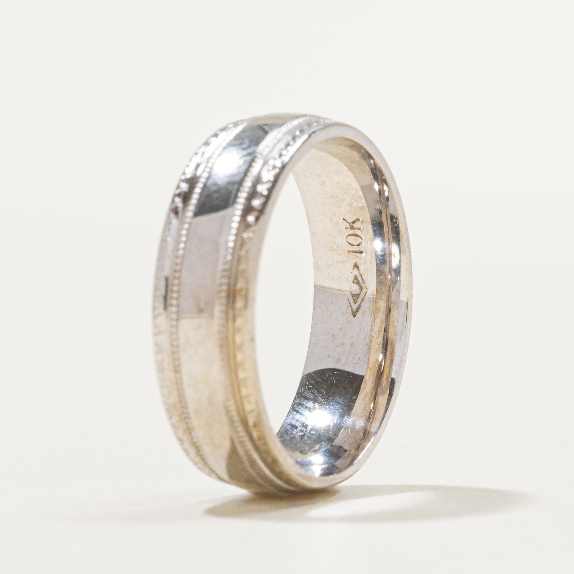 10k White Gold Textured Band | 6.14mm | SZ 8