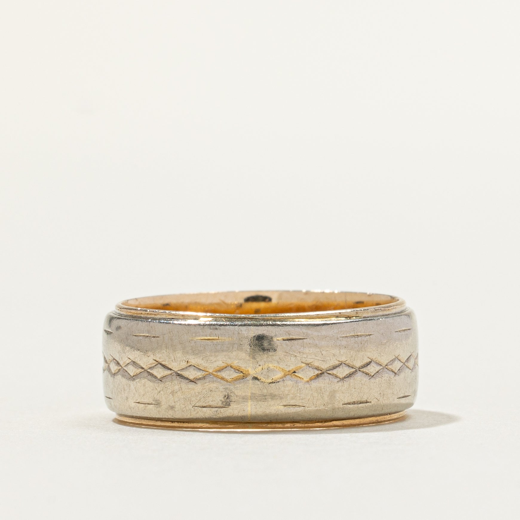 10k Two Tone Gold Textured Band | 6.7mm | SZ 4.75