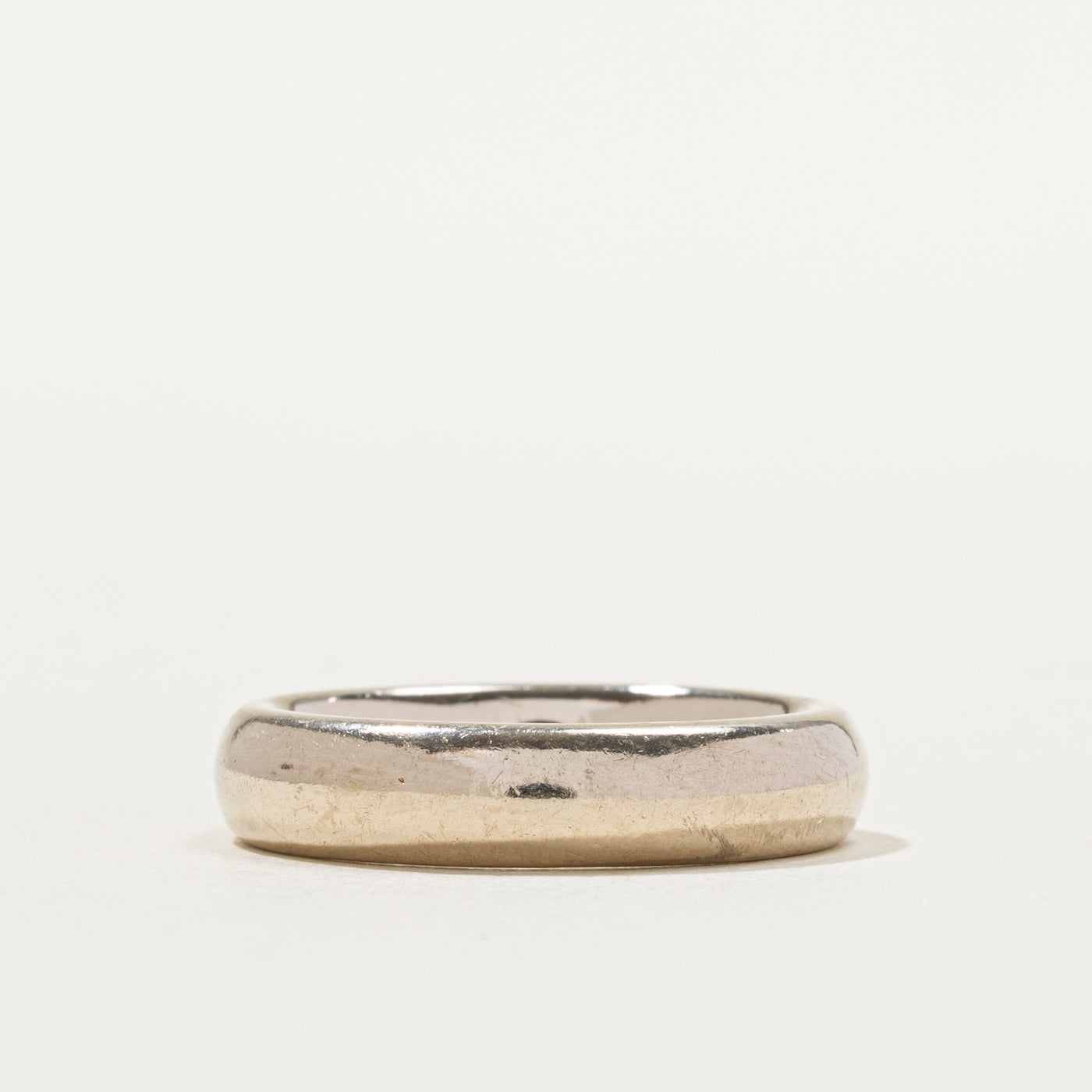 14k White Gold Plain Band | 4.48mm | SZ 5.5