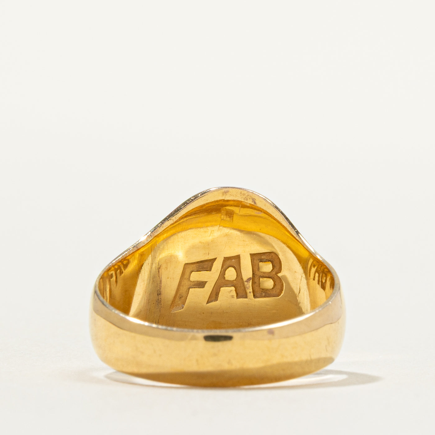 18k Yellow Gold Oval Signet Ring | SZ 5.5