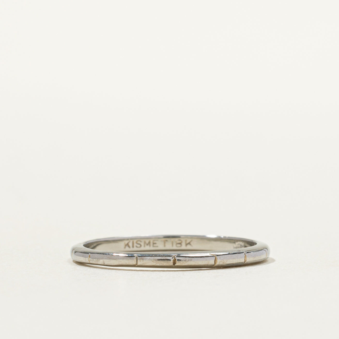18k White Gold Textured Band | 1.55mm | SZ 6.25
