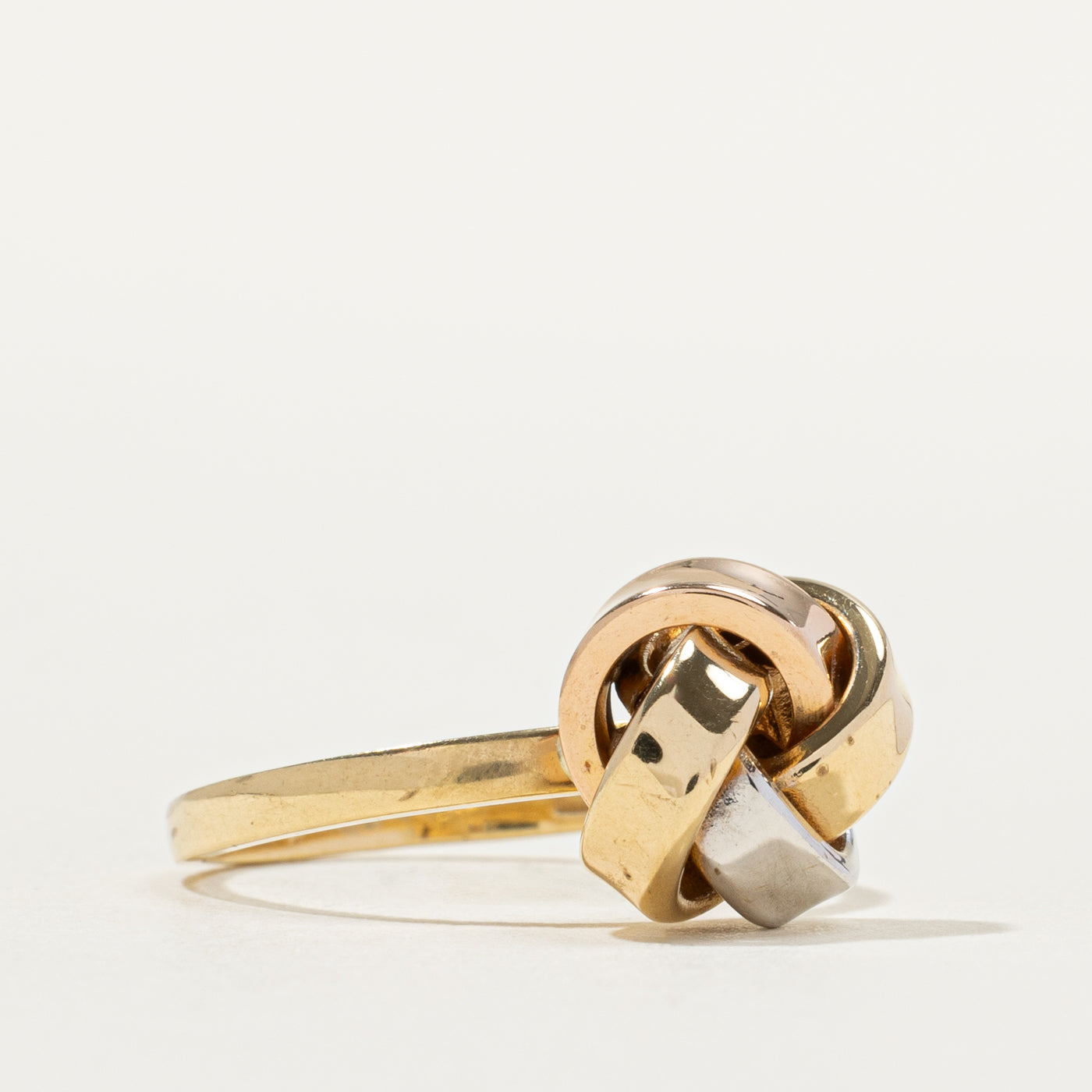 18k Tri Tone Gold Knot Ring | SZ 6.5