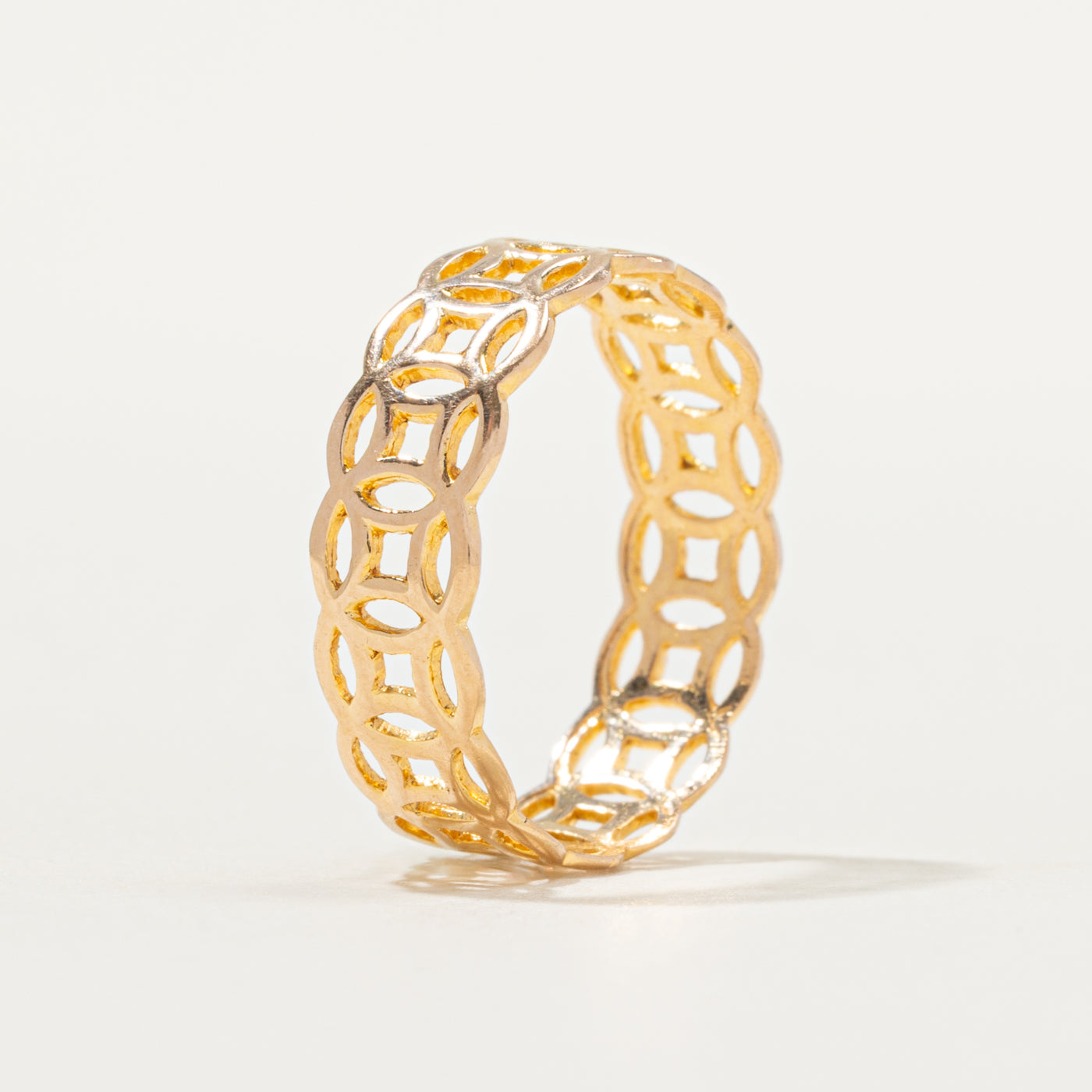 18k Yellow Gold Geometric Pattern Band | 6.34mm | SZ 8.25