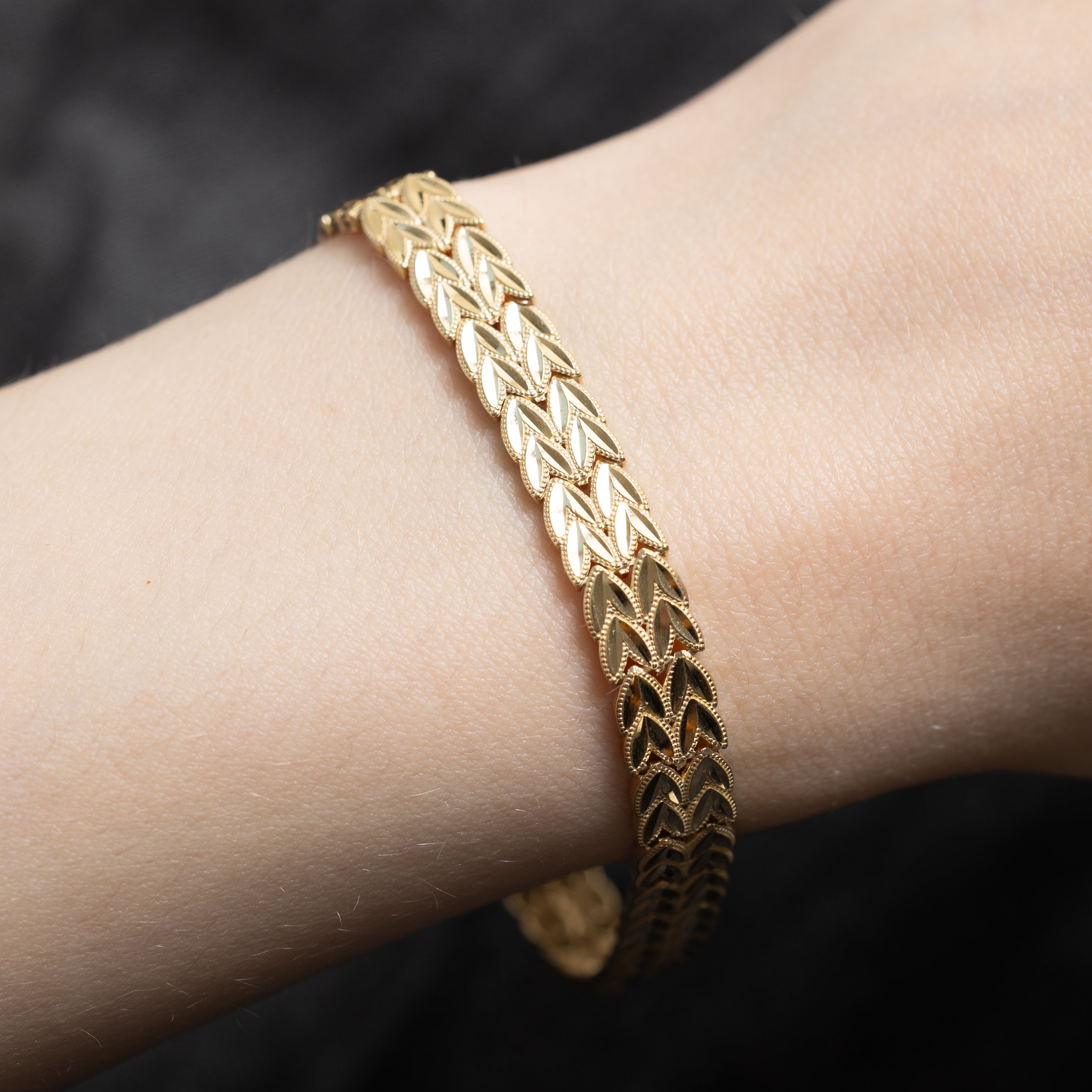 14k Yellow Gold Diamond Cut Heart Link Bracelet | 7"