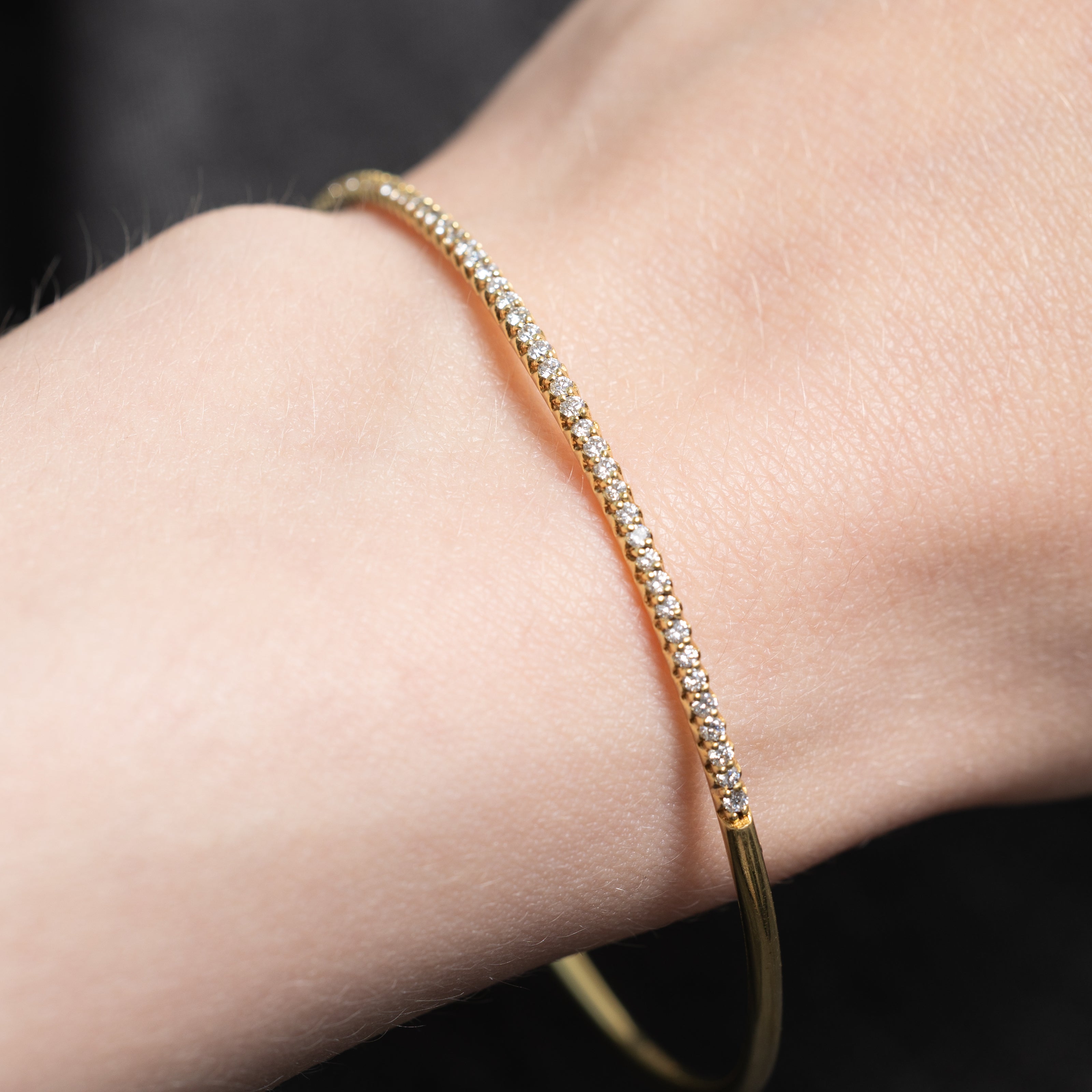 18k Yellow Gold Semi Eternity Diamond Bangle | 0.75ctw | 6"