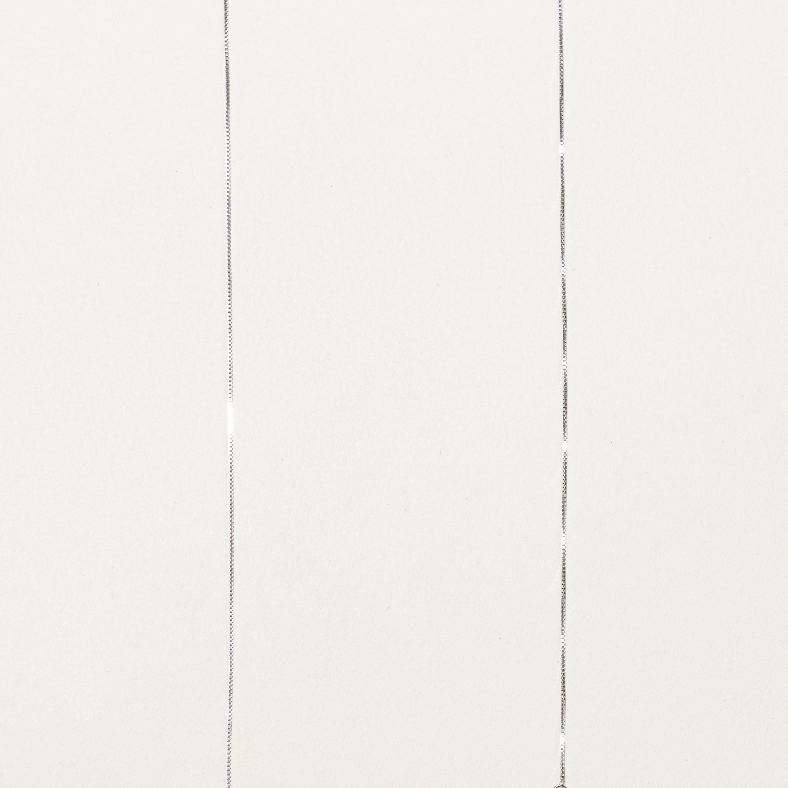 18k Diamond Petal Heart Pendant Necklace | 0.25ctw | 20"