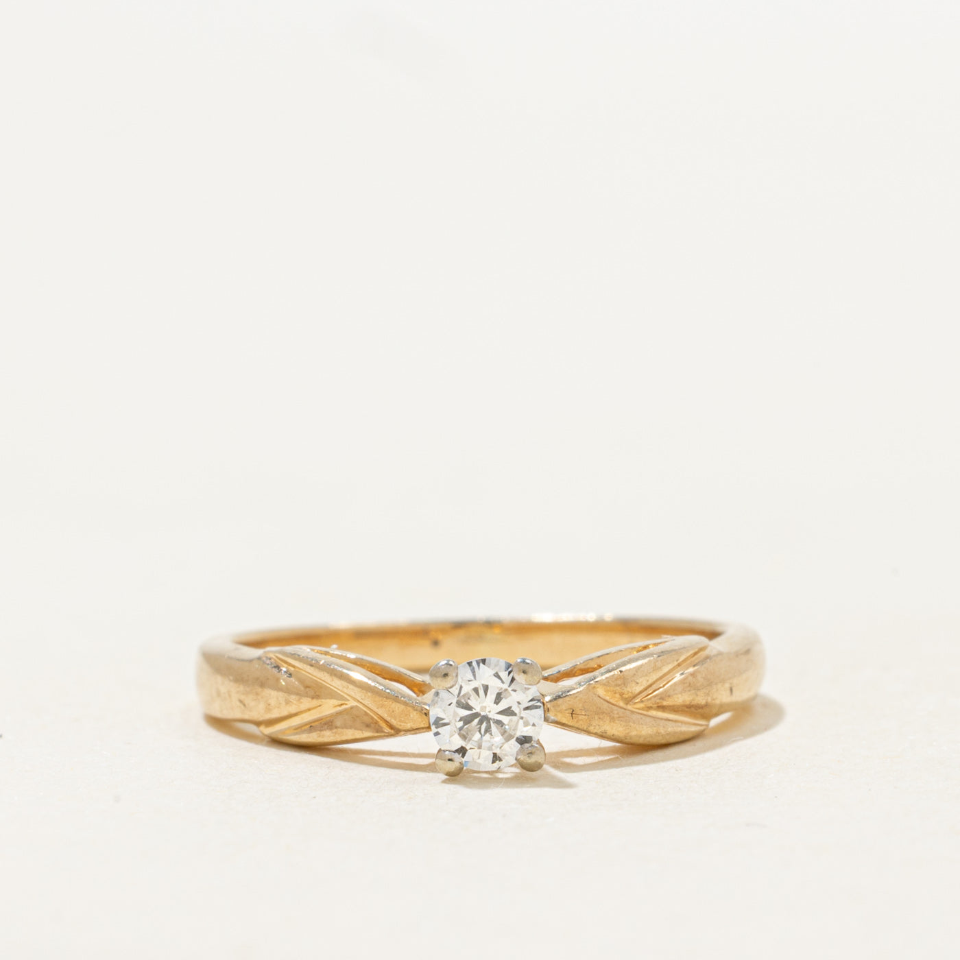 Solitaire Diamond Reverse Tapered Ring | 0.17ct | SZ 5.25