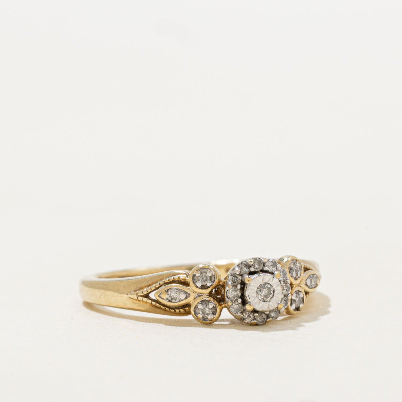 Illusion Set Diamond Halo Milgrain Ring | 0.12ctw | SZ 6.5