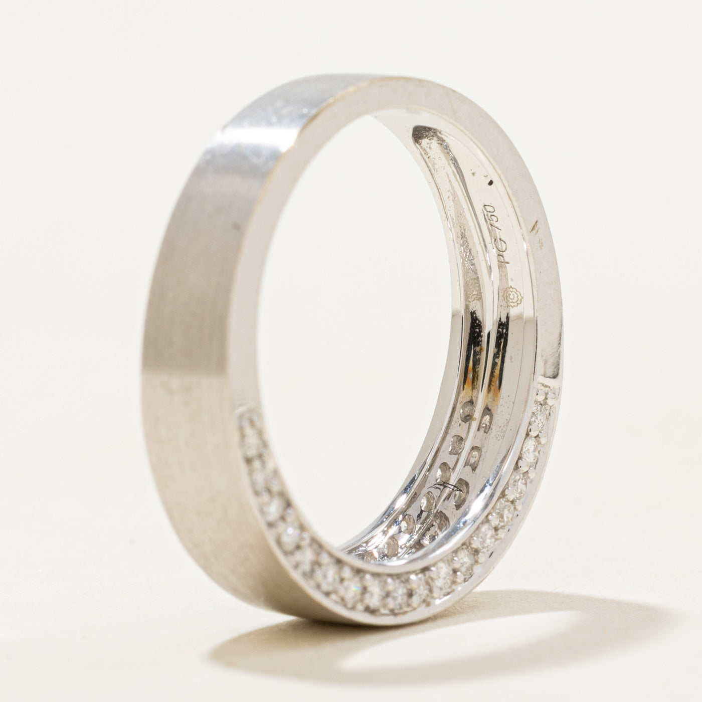 18k Diamond Edge Matte Band | 0.22ctw | SZ 5.75