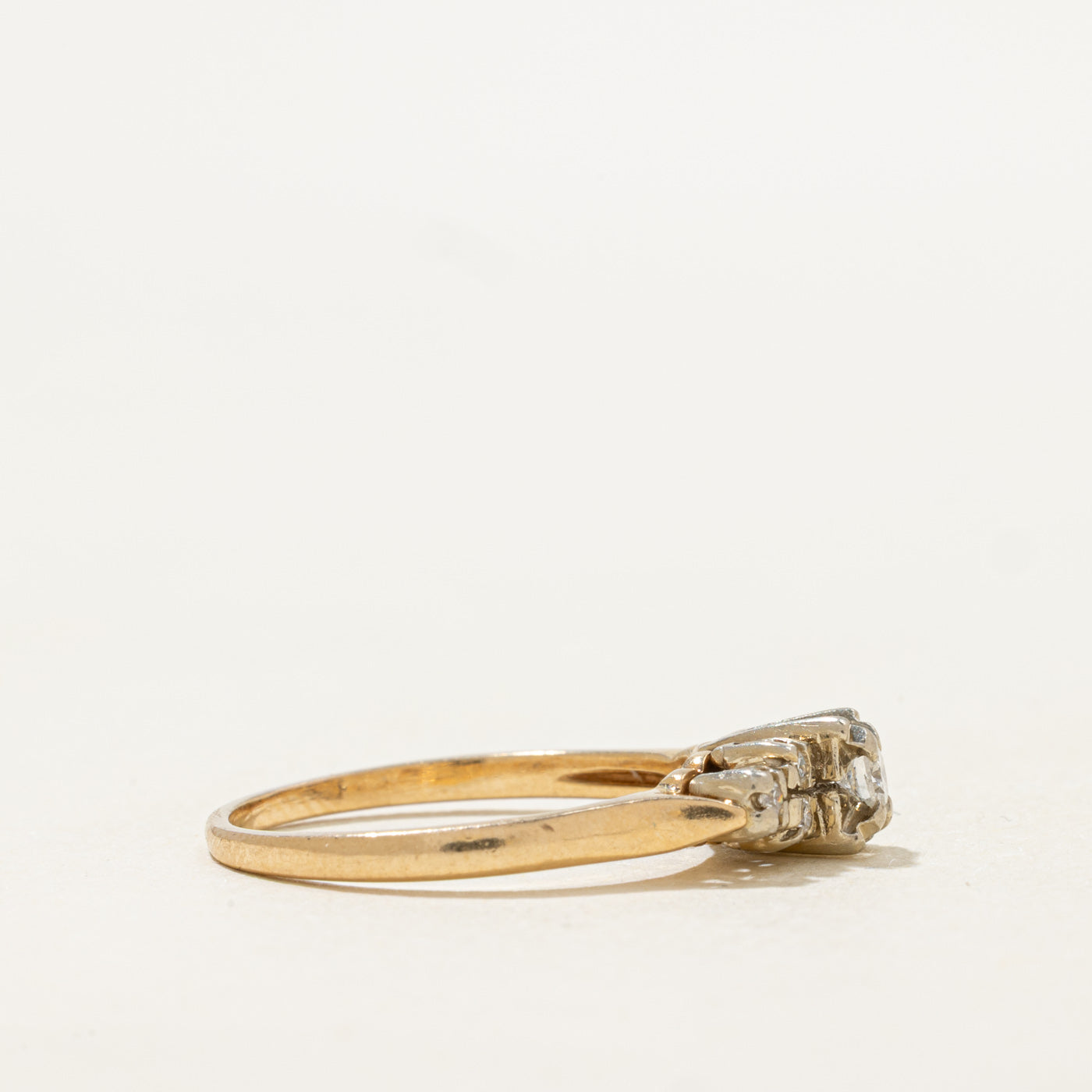 Basket Set Diamond Ring | 0.15ctw | SZ 6.75