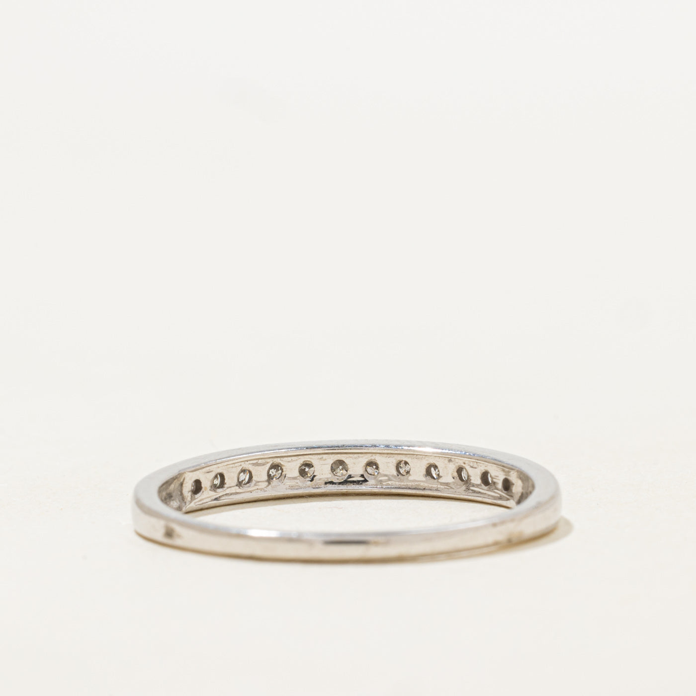 Alliance demi-éternité sertie de diamants | 0,24 ct | Taille 9,75