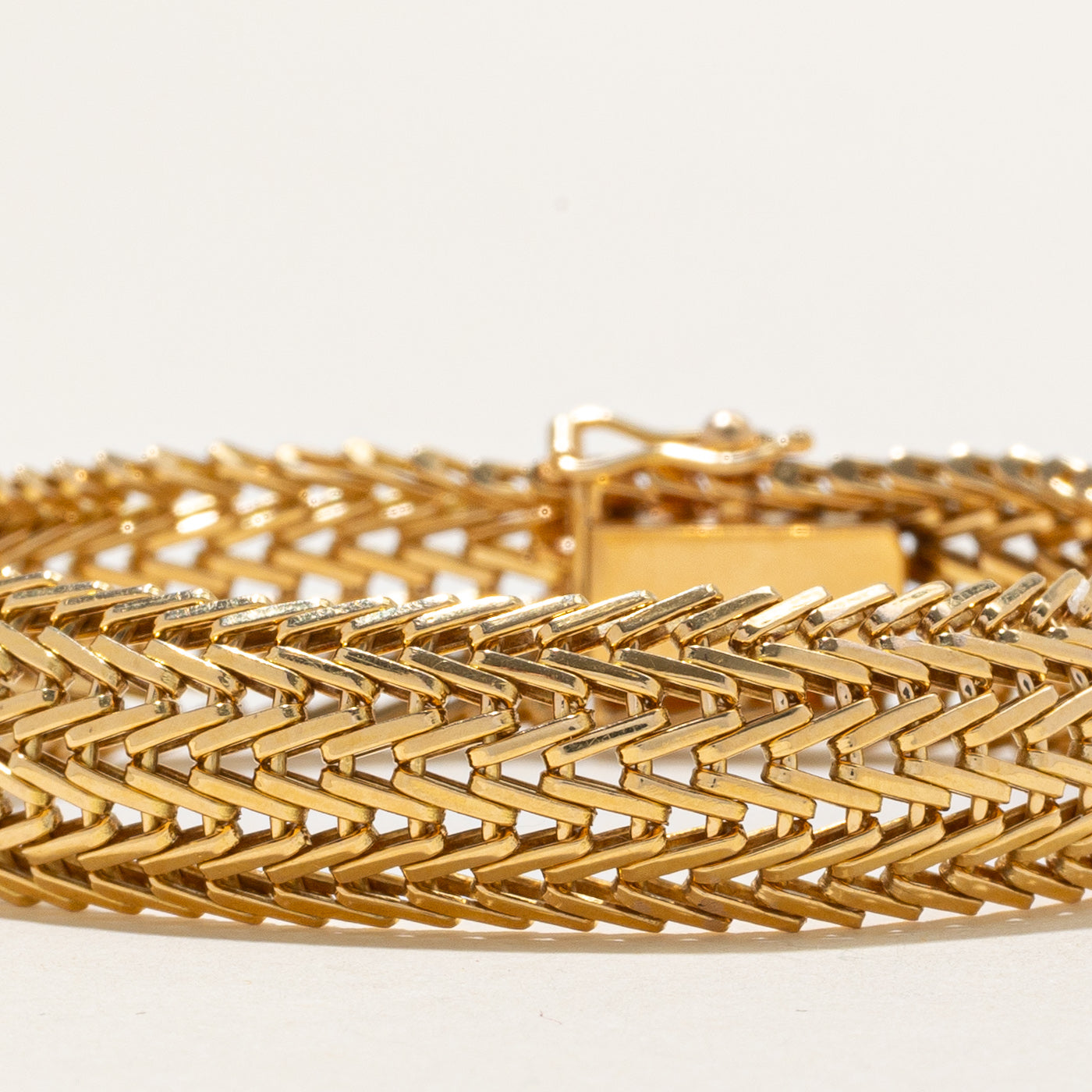 18k Yellow Gold Wide Woven Chain Bracelet | 7" |