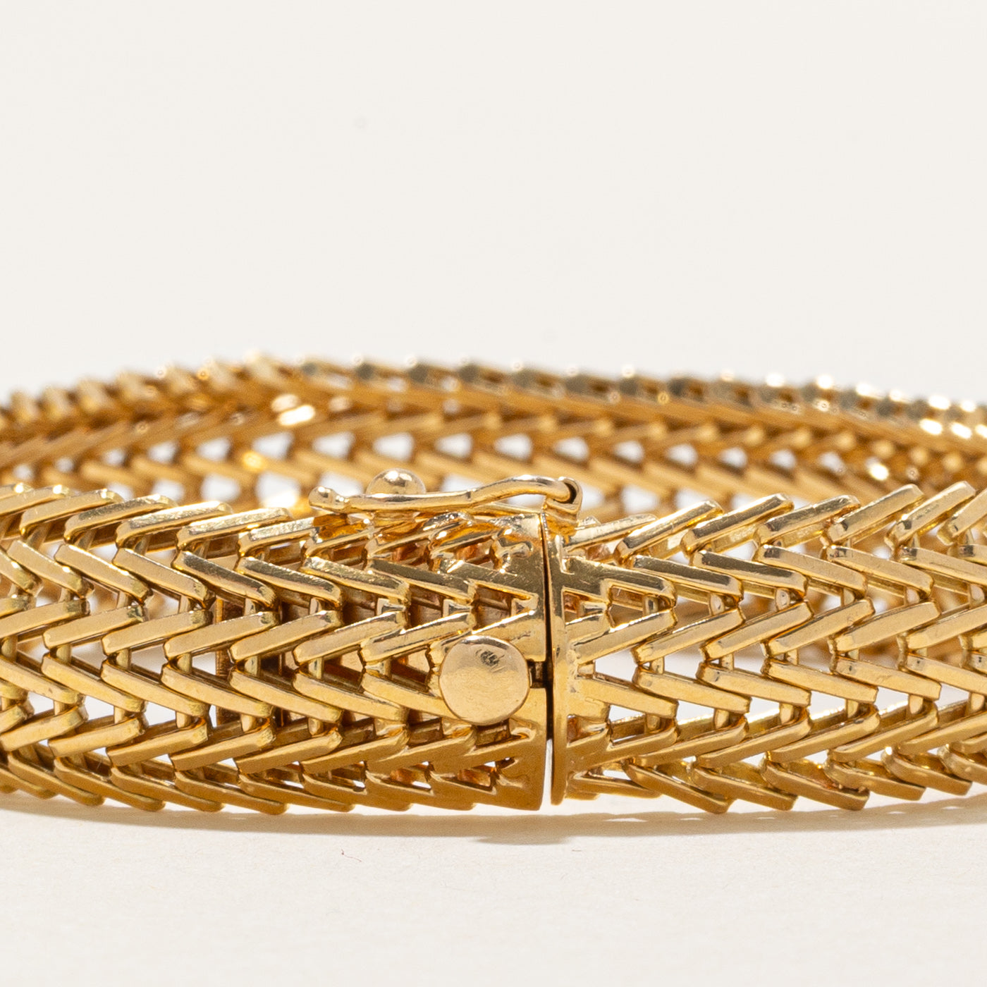 18k Yellow Gold Wide Woven Chain Bracelet | 7" |