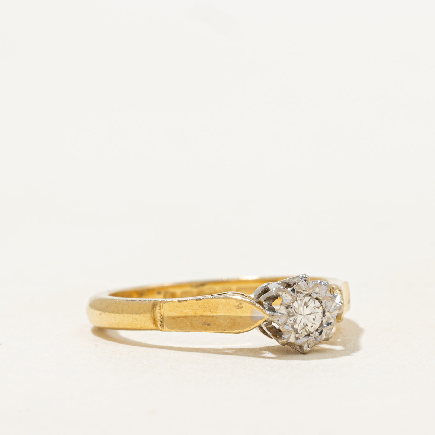 18k Illusion Set Diamond Cathedral Ring | 0.10ct | SZ 5.25