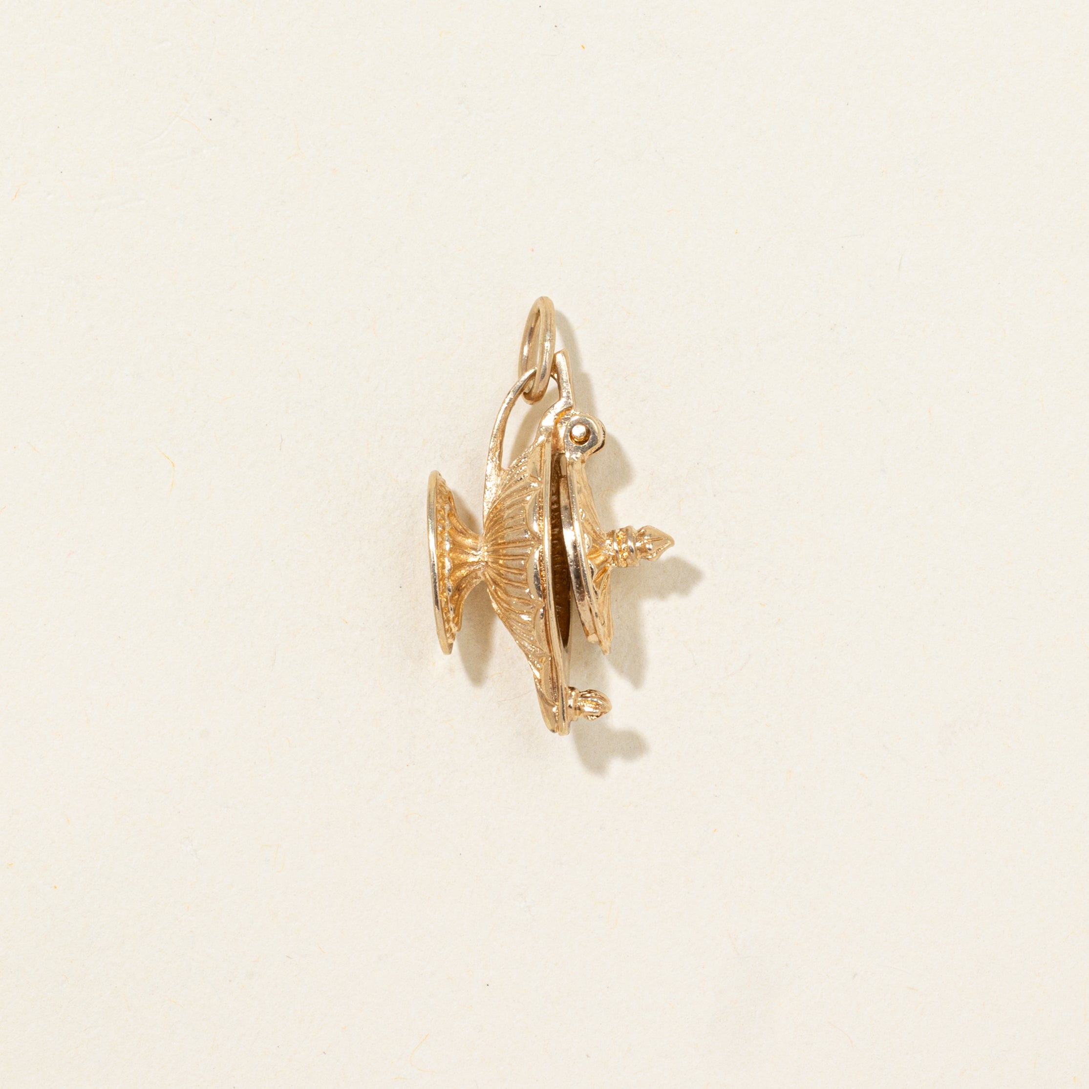 10k Yellow Gold Genie Lamp Charm
