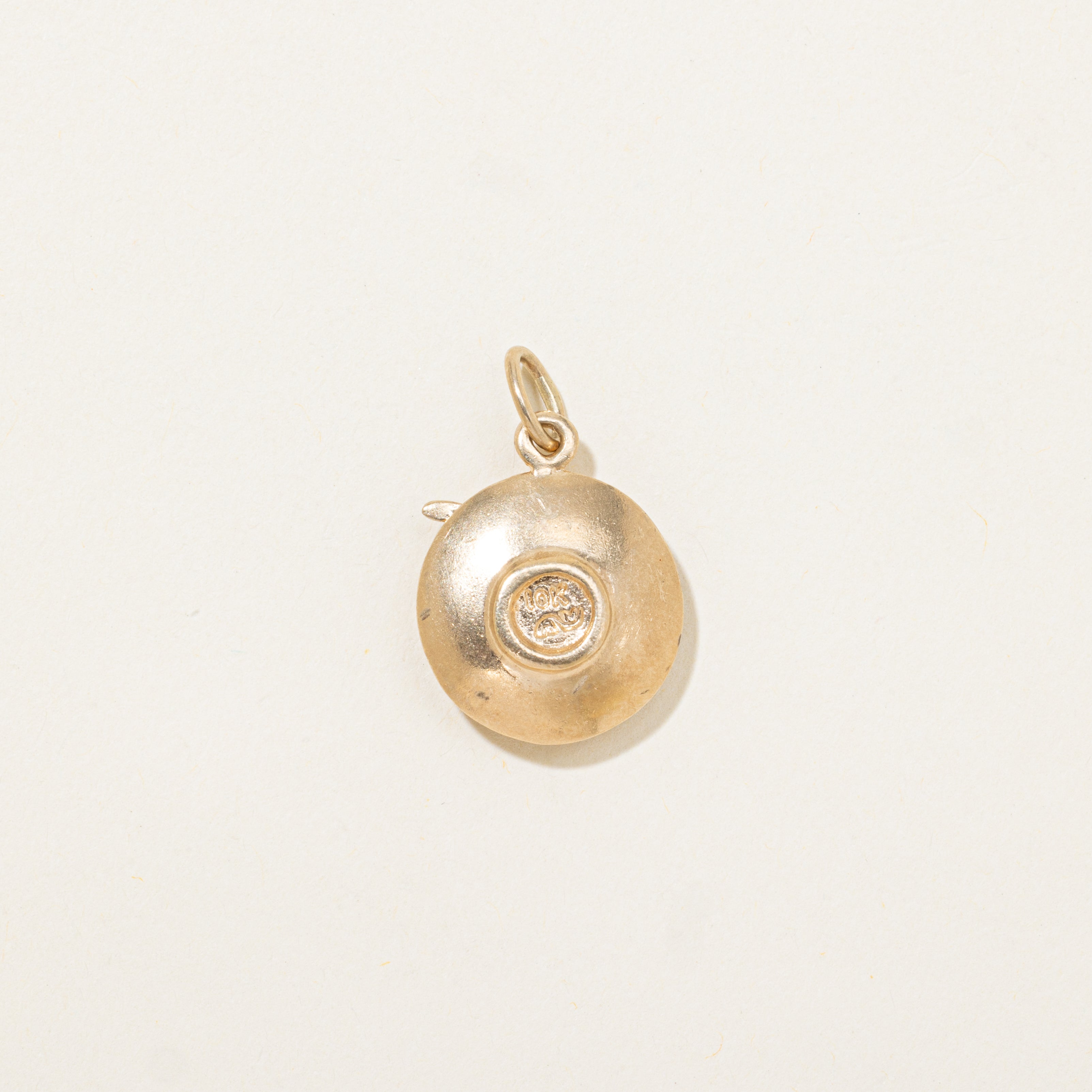 Breloque tasse à thé en or jaune 10 carats