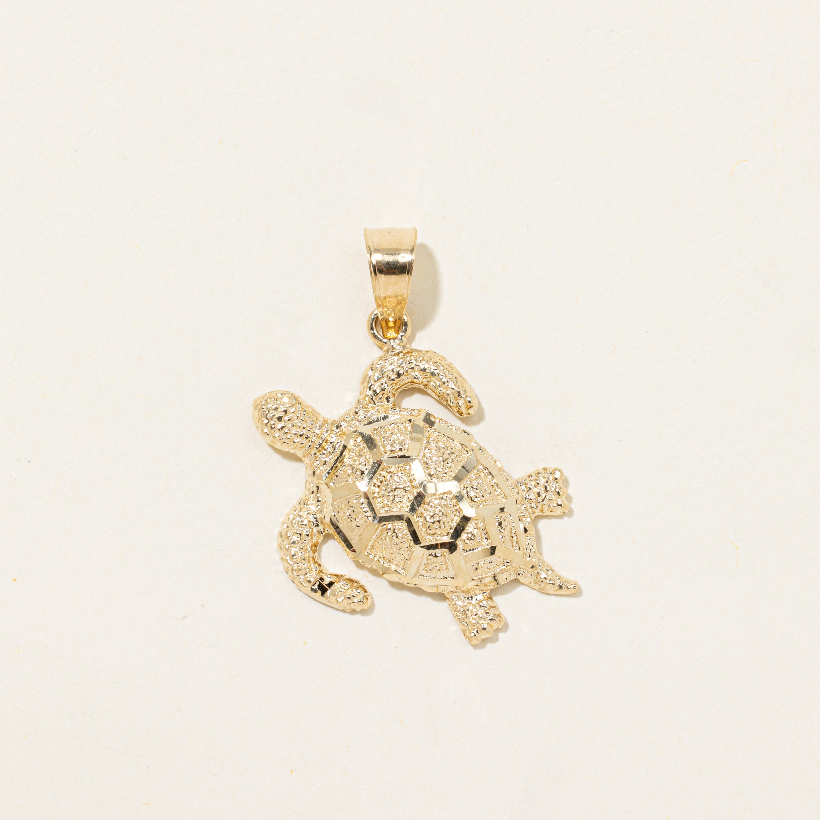 14k Yellow Gold Turtle Pendant