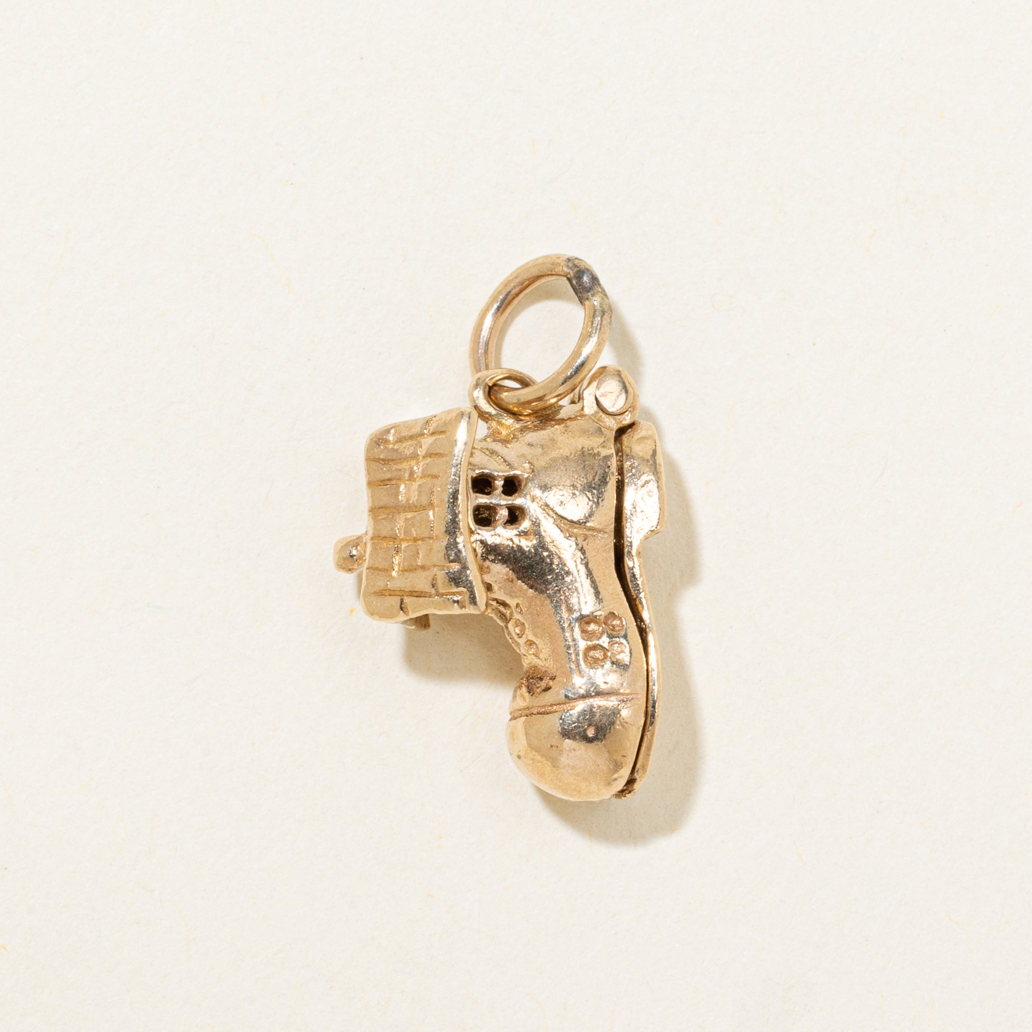 9k Yellow Gold "There Was an Old Woman Who Lived in a Shoe" Charm