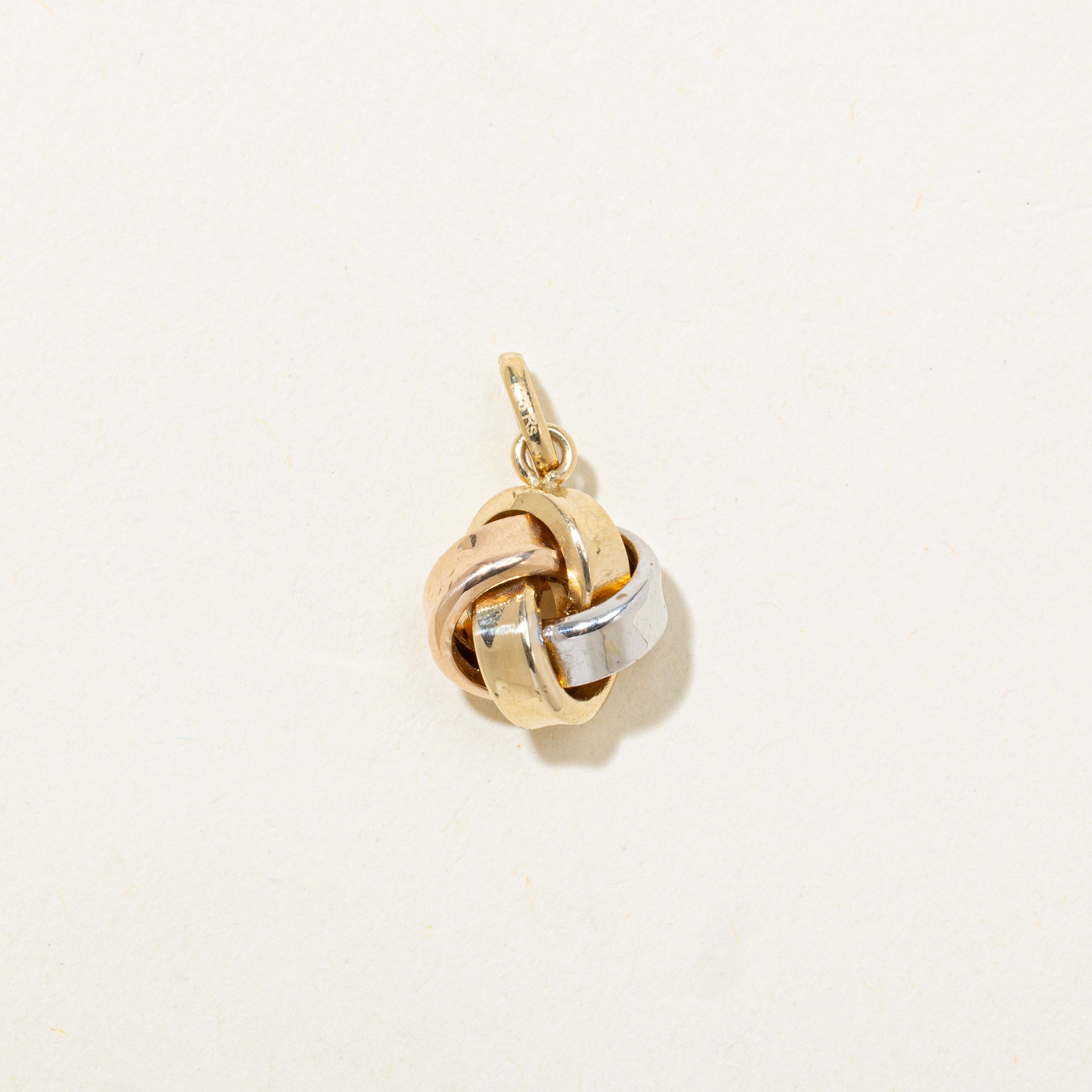 18k Tri Tone Gold Round Knot Charm