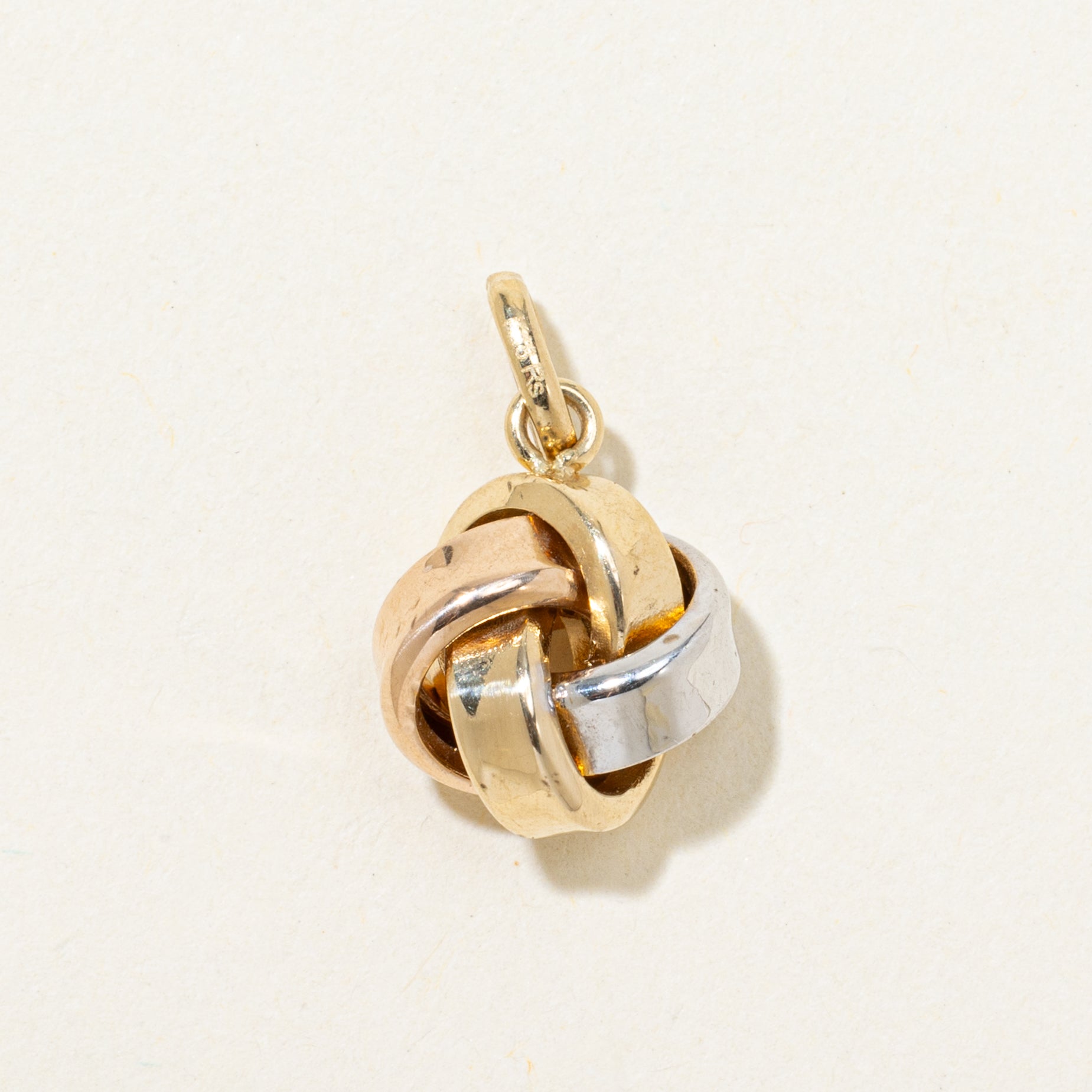 18k Tri Tone Gold Round Knot Charm