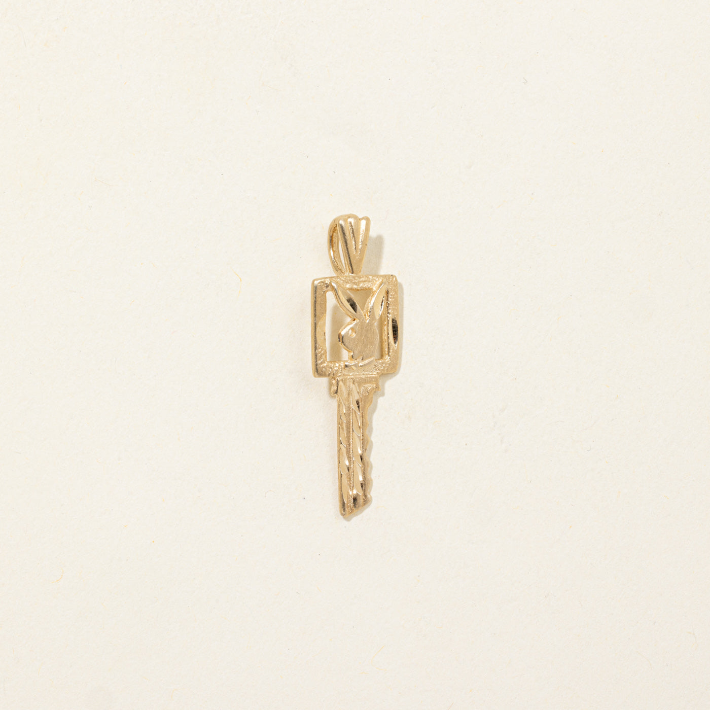 Pendentif clé Playboy Bunny en or 14 carats