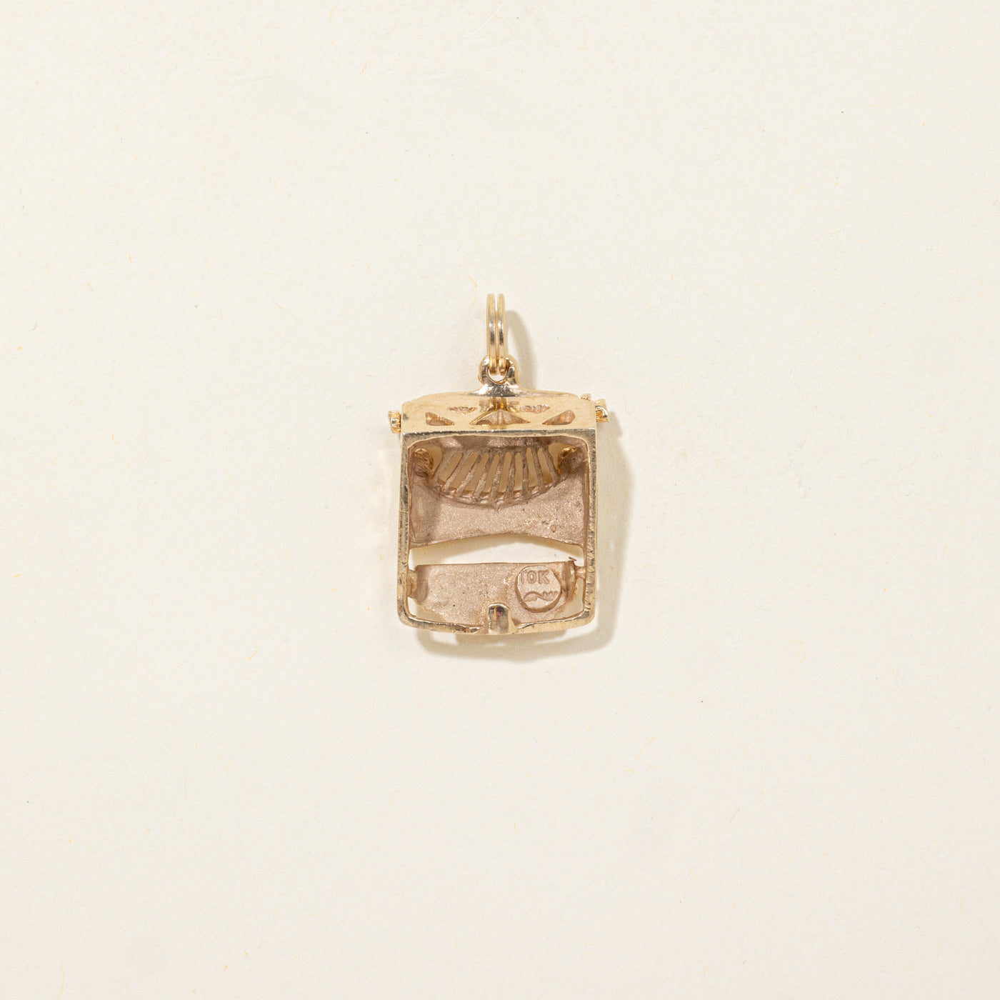 Breloque machine à écrire en or jaune 10 carats