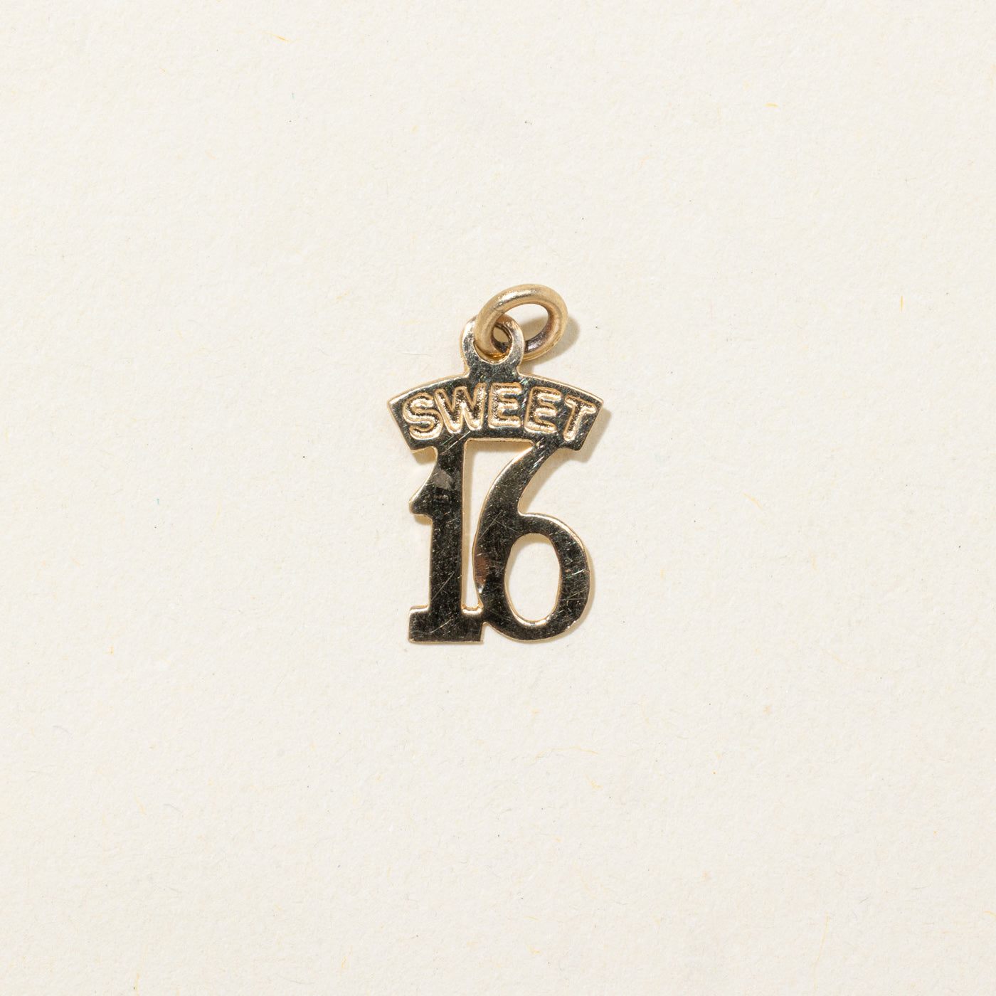 10K "Sweet 16" Charm