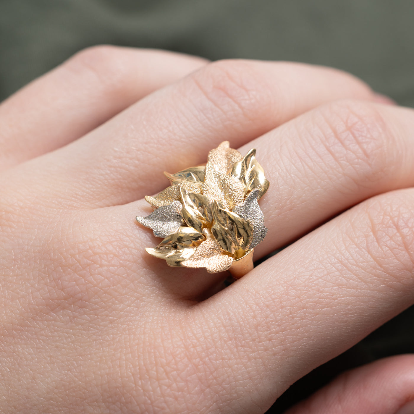 18k Tri Tone Gold Leafy Textured Ring | SZ 6.75