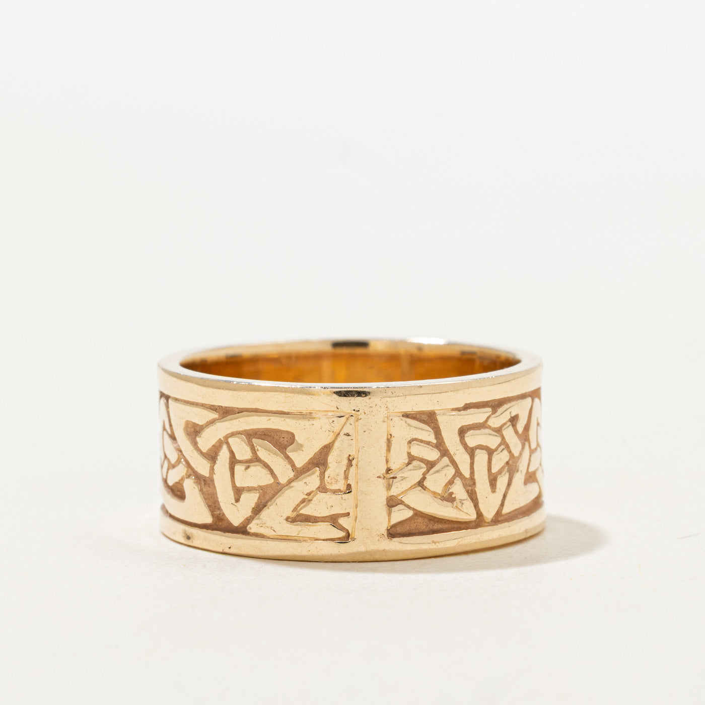 14K Celtic Trinity Knot Band | 9.65mm | SZ 9.25