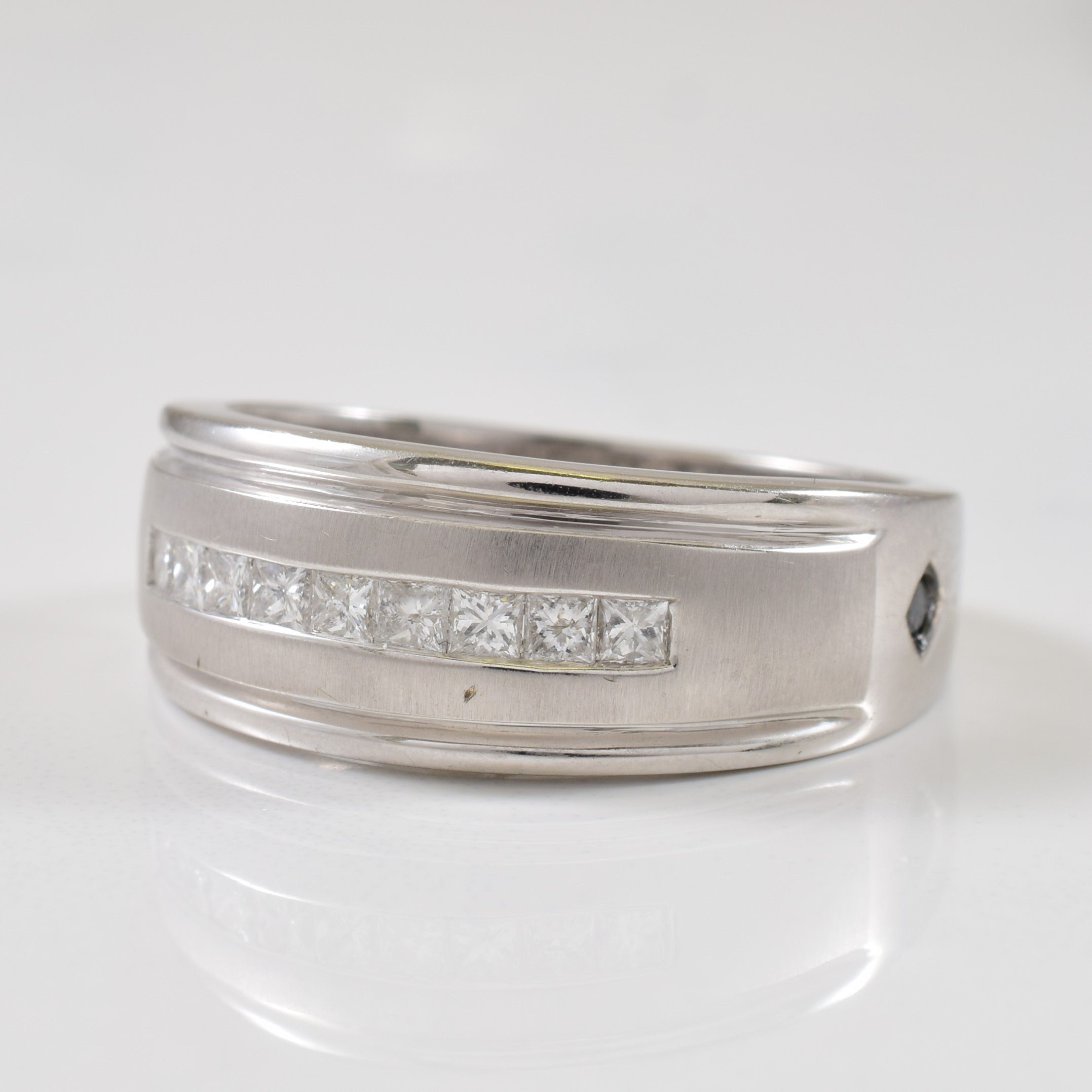 Bague sertie de diamants en canal | 0,45 ct | Taille 10,75 |