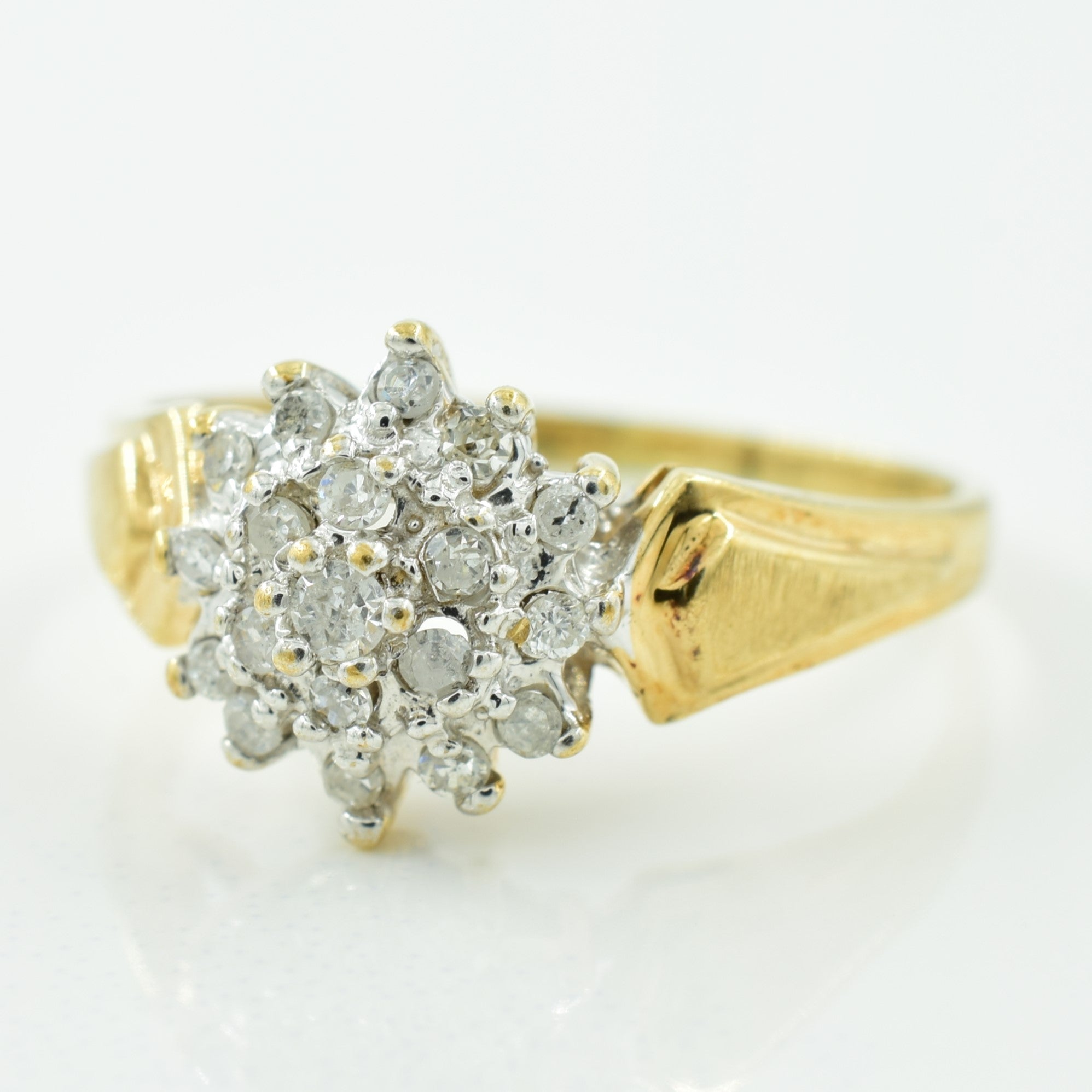 Diamond Cluster Ring | 0.11ctw | SZ 4.25 |