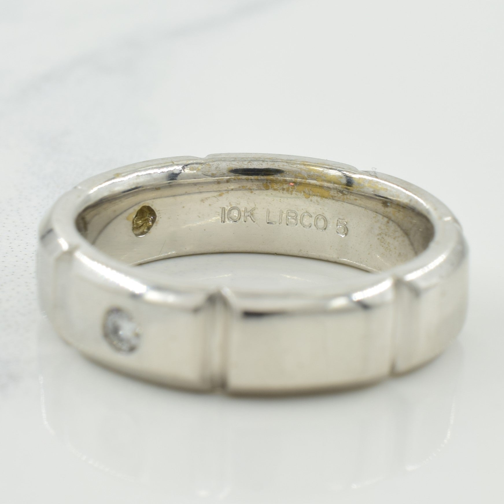 Three Stone Diamond Ring | 0.15ctw | SZ 6 |