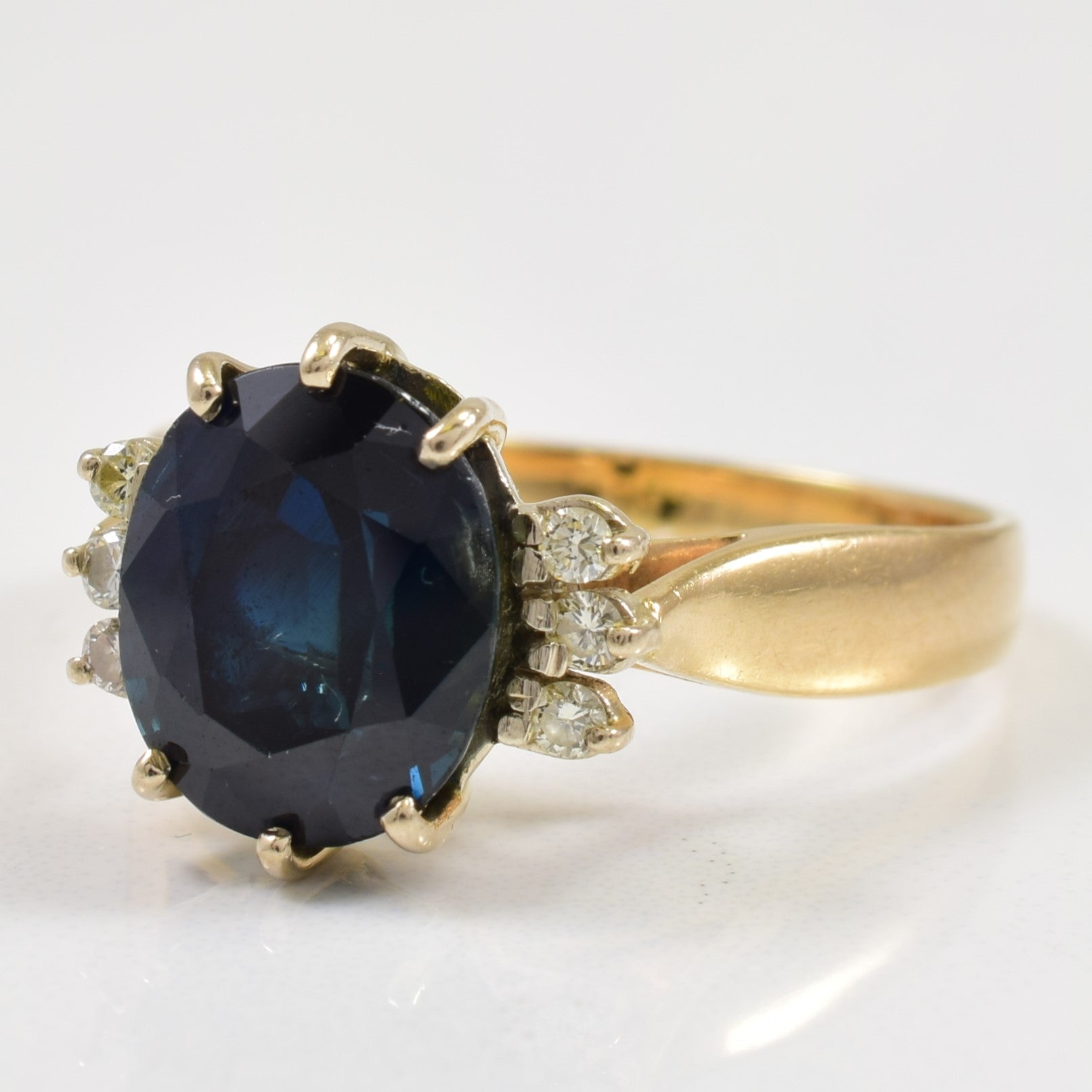 Sapphire & Diamond Ring | 4.00ct, 0.12ctw | SZ 8 |