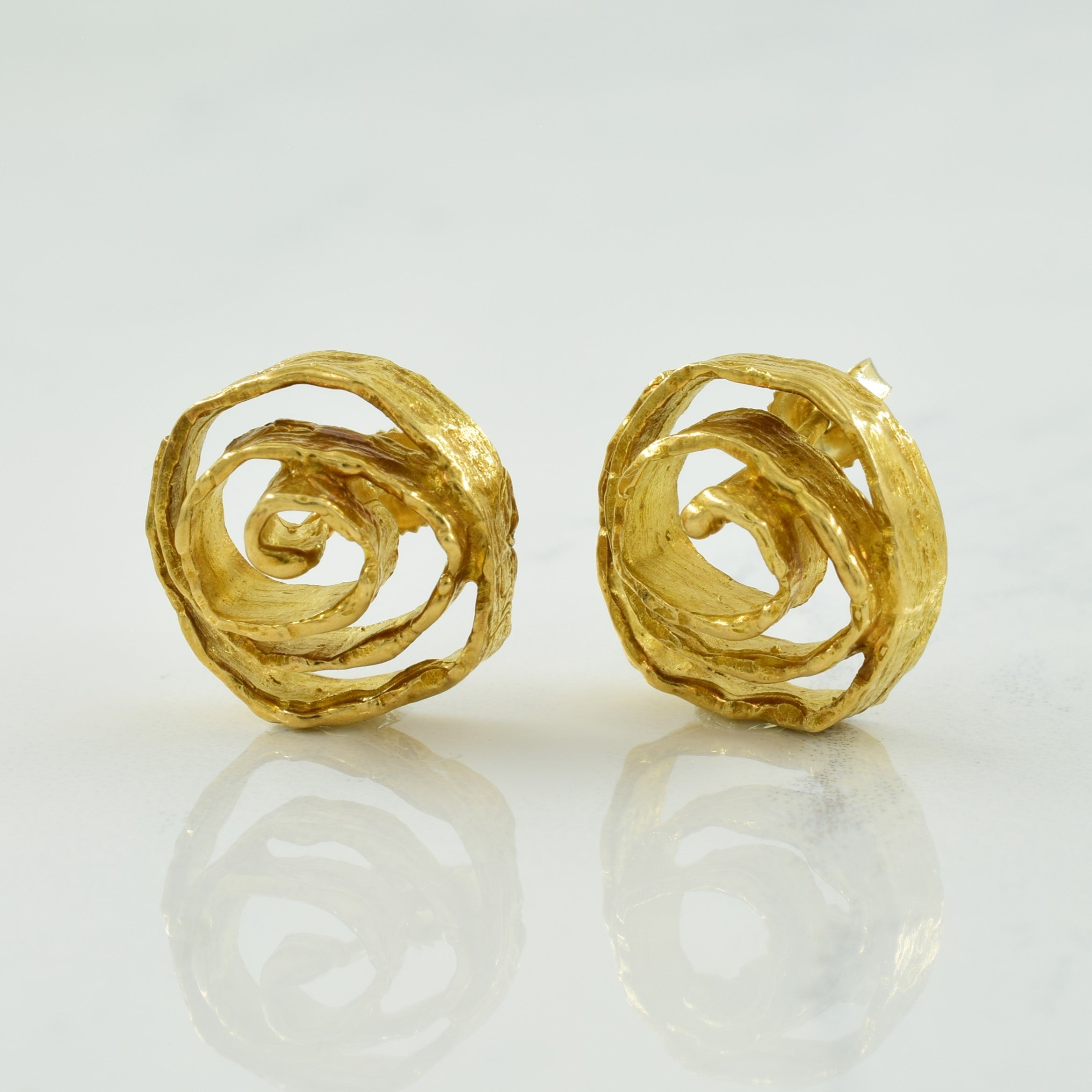 14k Yellow Gold Spiral Stud Earrings |