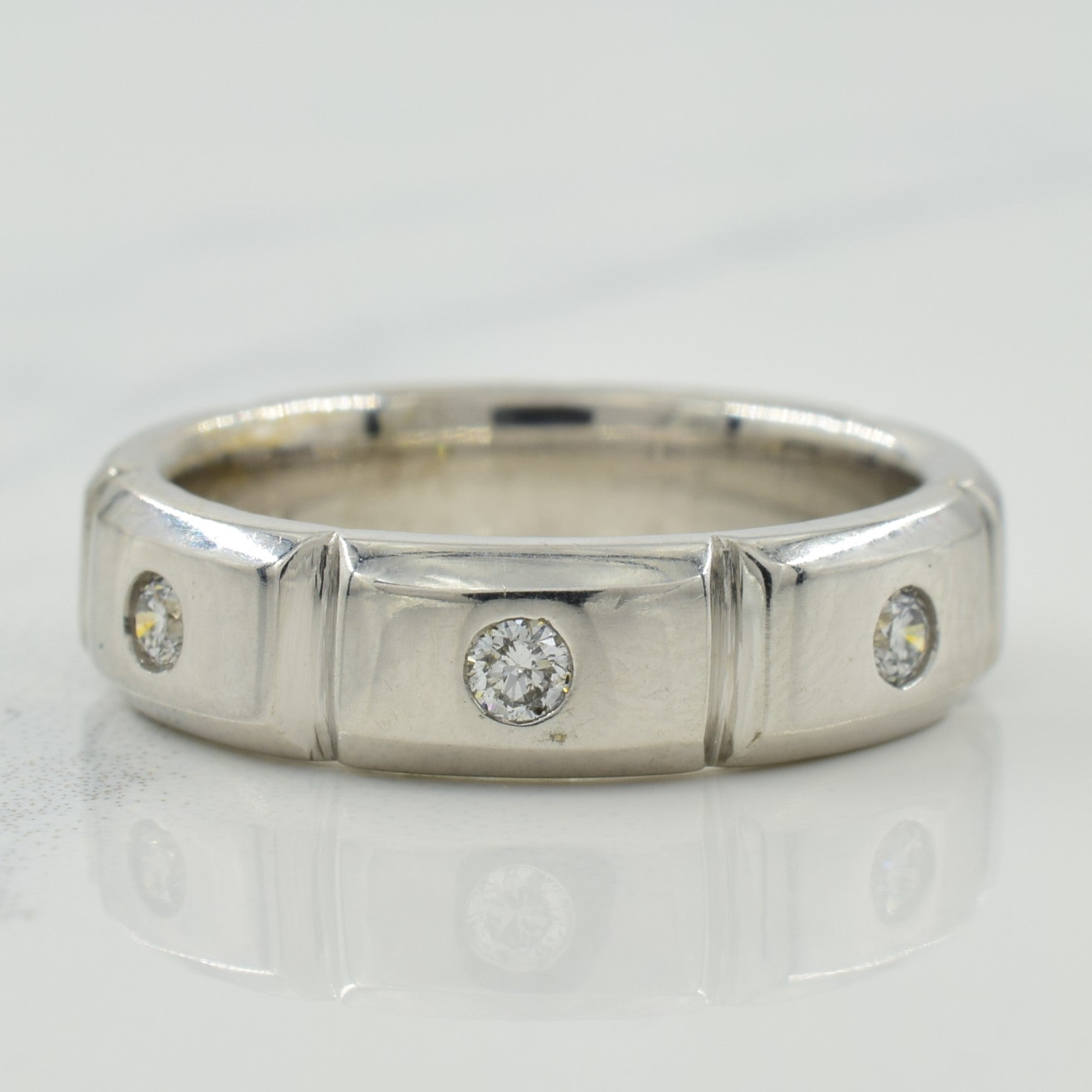 Three Stone Diamond Ring | 0.15ctw | SZ 6 |