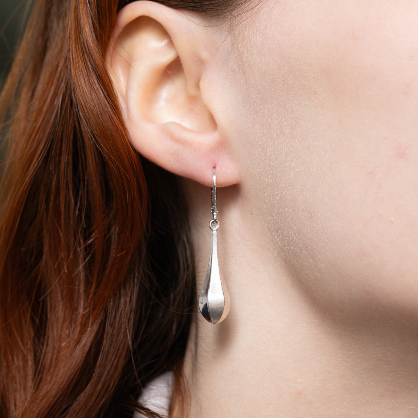 Boucles d'oreilles longues en forme de larme