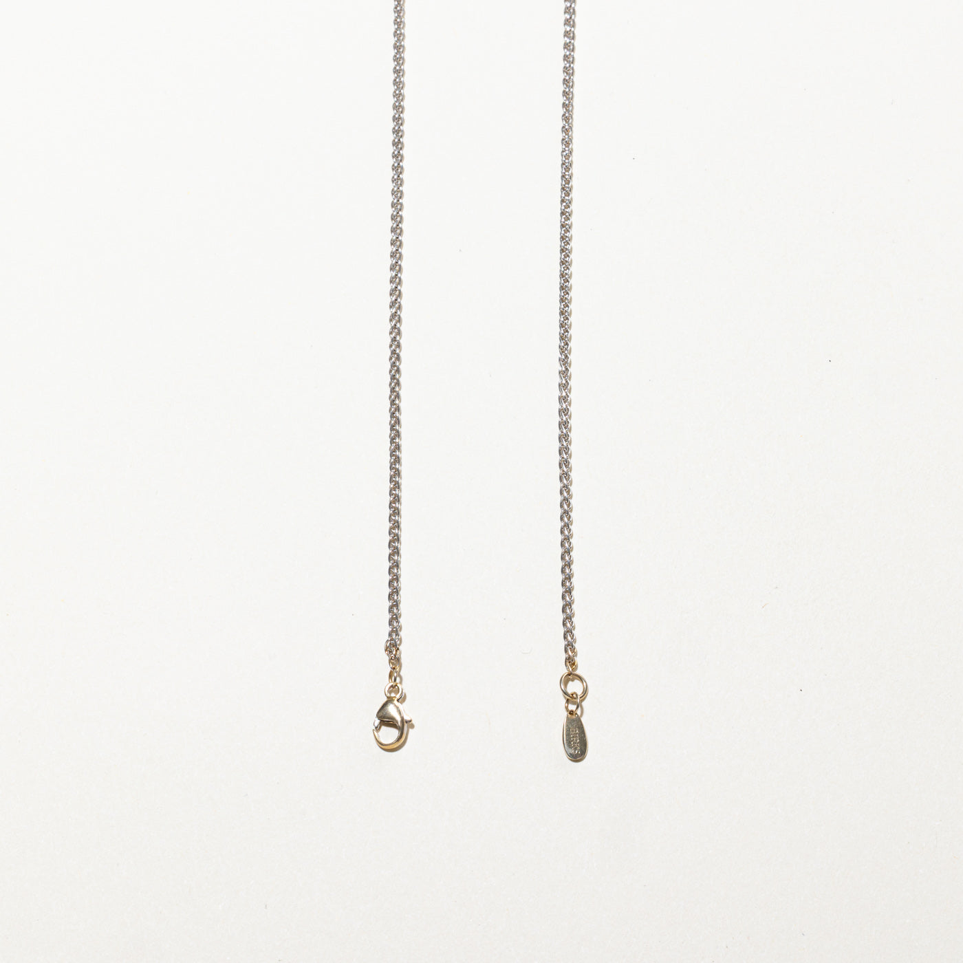 18k White Gold Curb Link Chain | 18"