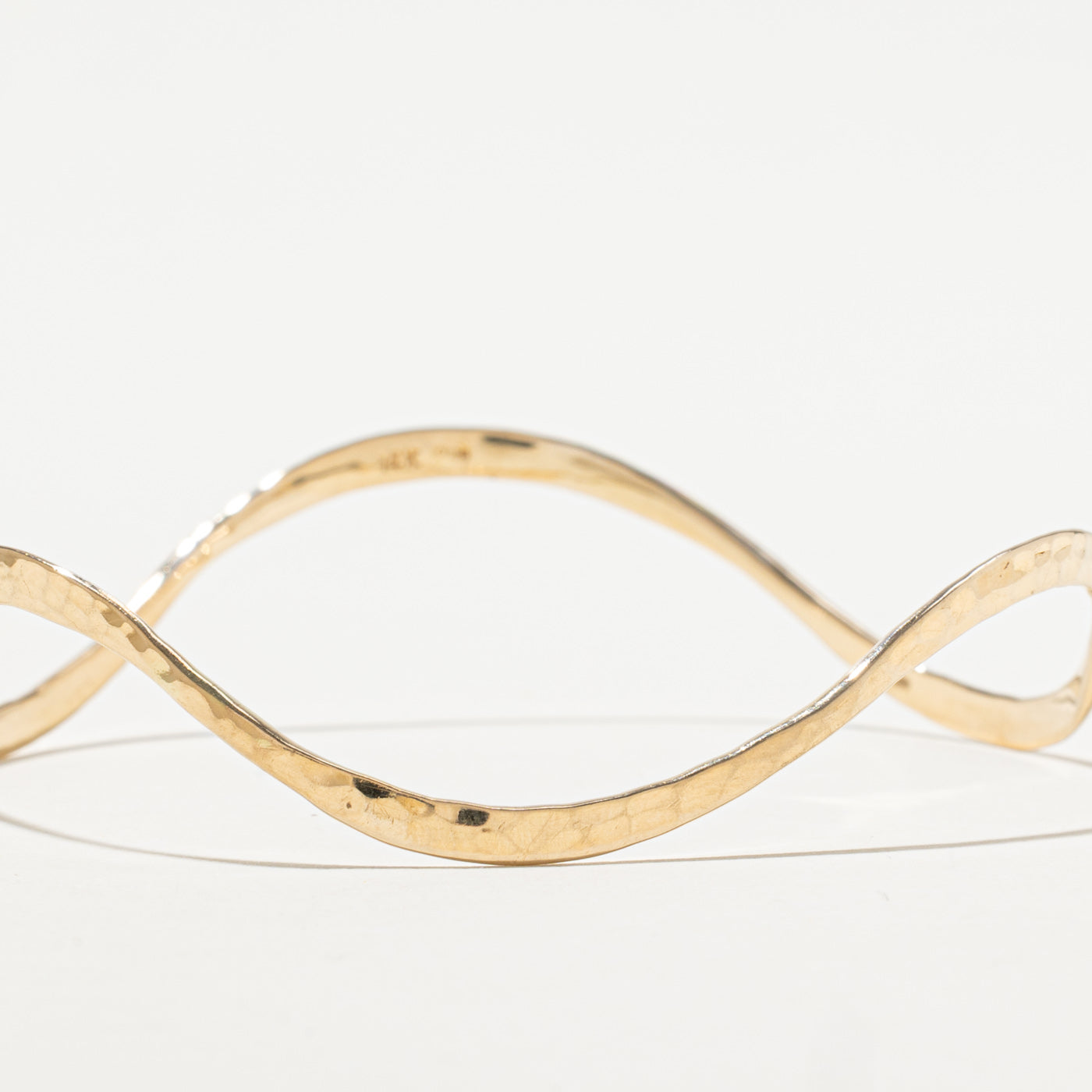 14k Yellow Gold Wave Bangle | 8"