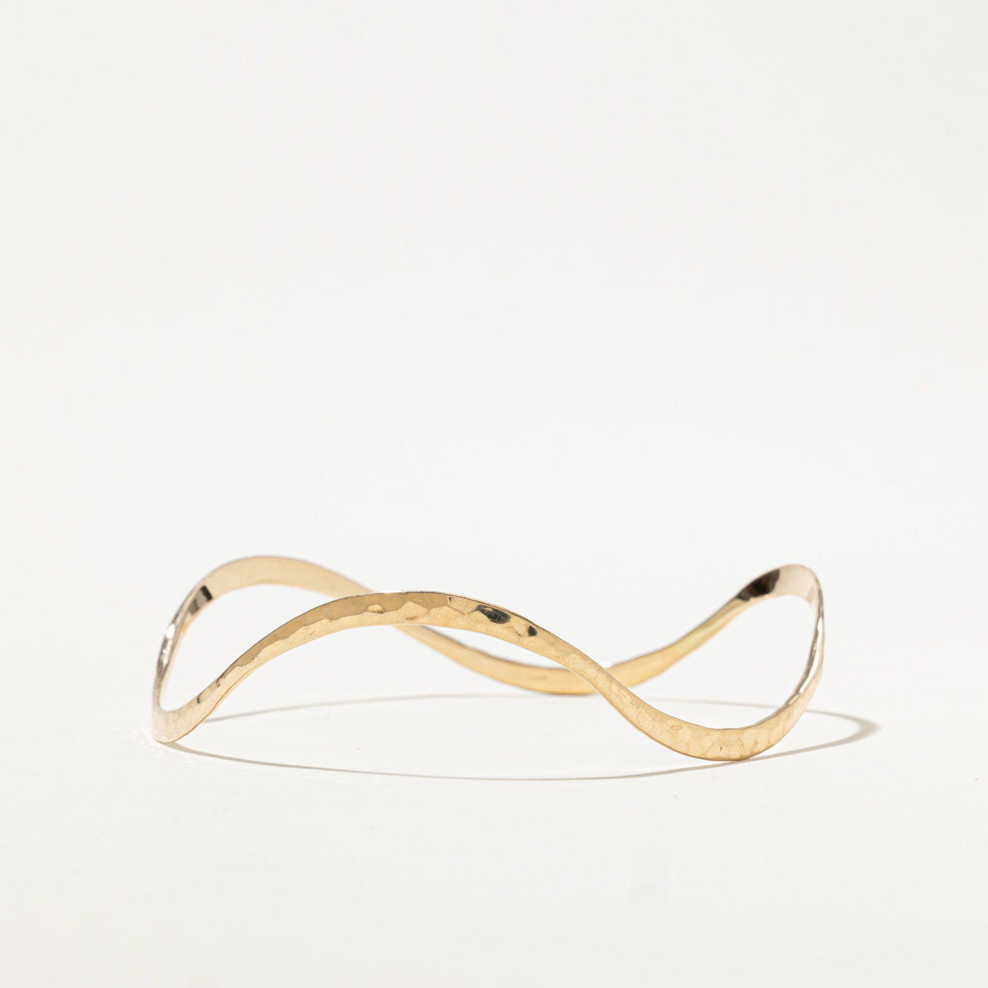 14k Yellow Gold Wave Bangle | 8"