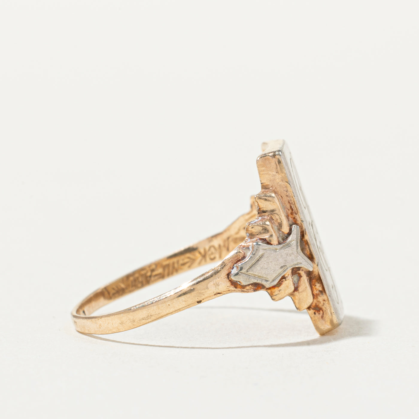 10k "RP" Initial Engraved Rectangle Signet Ring | SZ 5.25