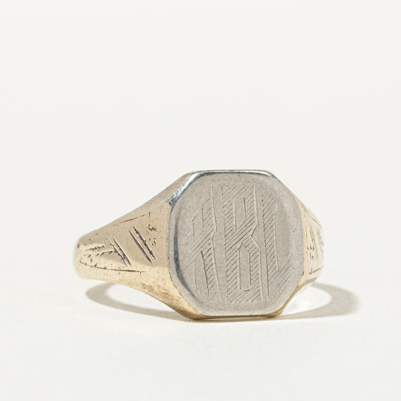 10k "RBL" Initial Engraved Signet Ring | SZ 9