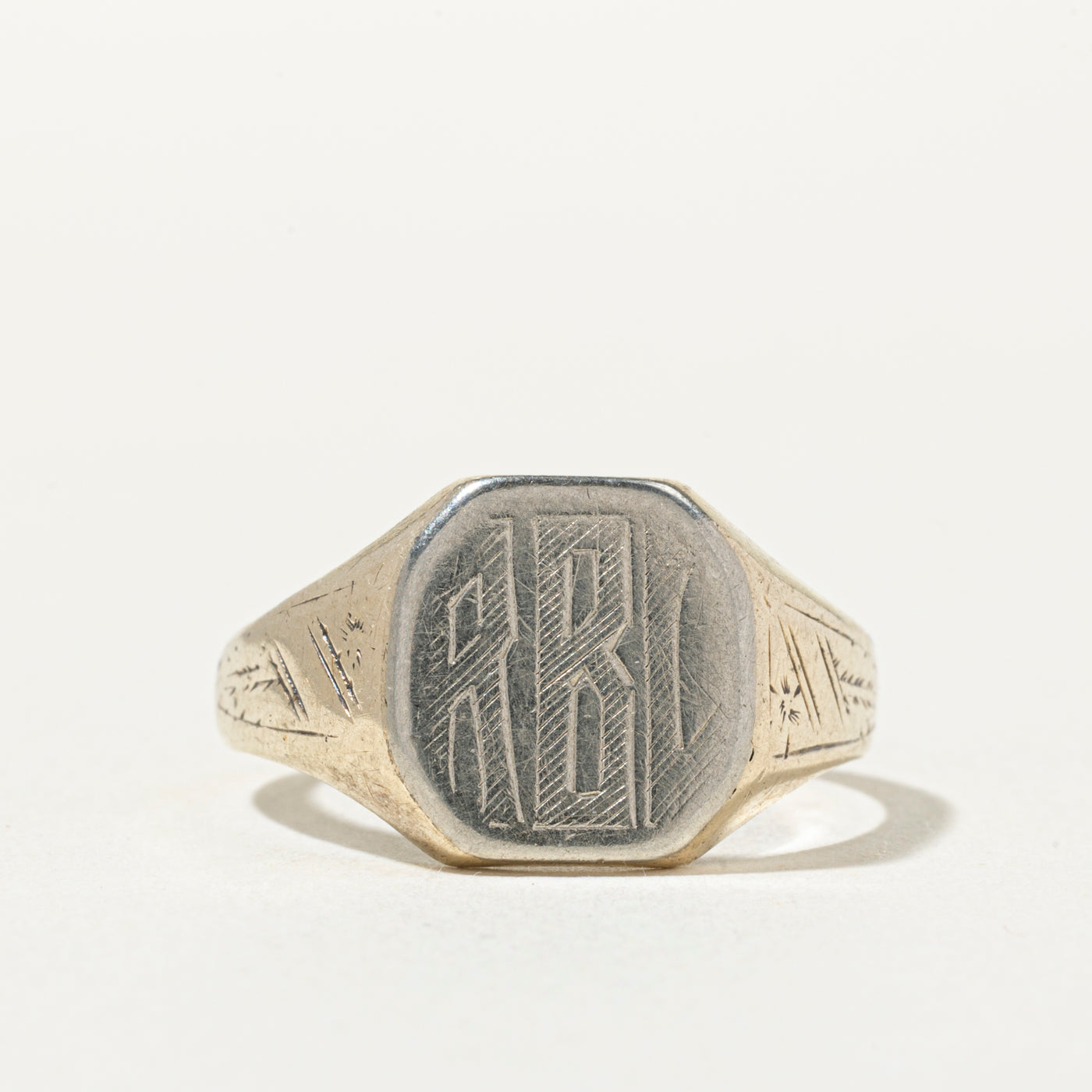 10k "RBL" Initial Engraved Signet Ring | SZ 9
