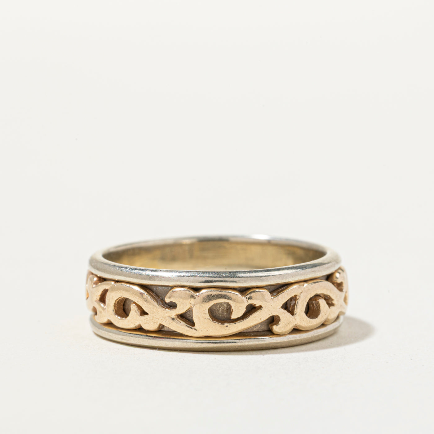 10k Two Tone Gold Scrollwork Band | 6mm | SZ 9.5