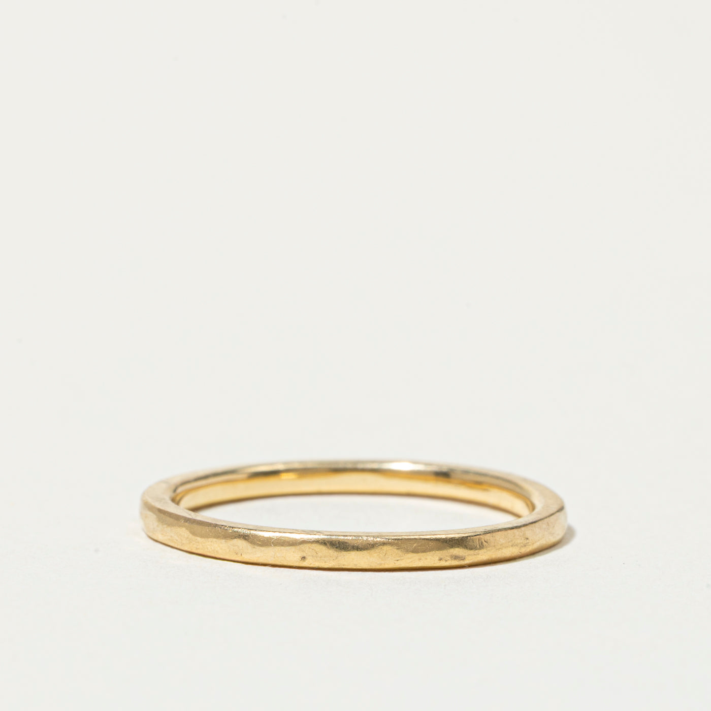 18k Hammered Stacking Band | 1.25mm | SZ 6
