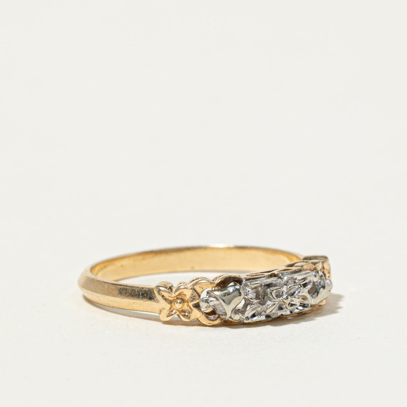 14k Textured Floral Ring | 2mm | SZ 6.25