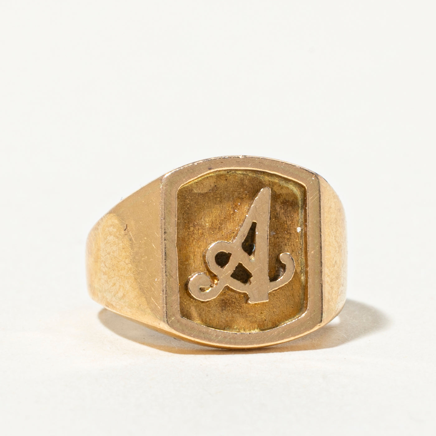 18k Embossed "A" Initial Signet Ring | SZ 1