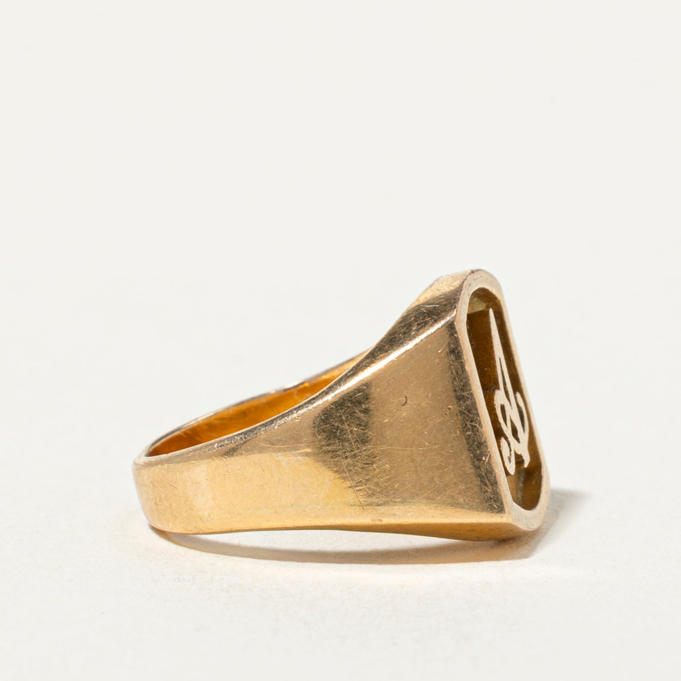 18k Embossed "A" Initial Signet Ring | SZ 1