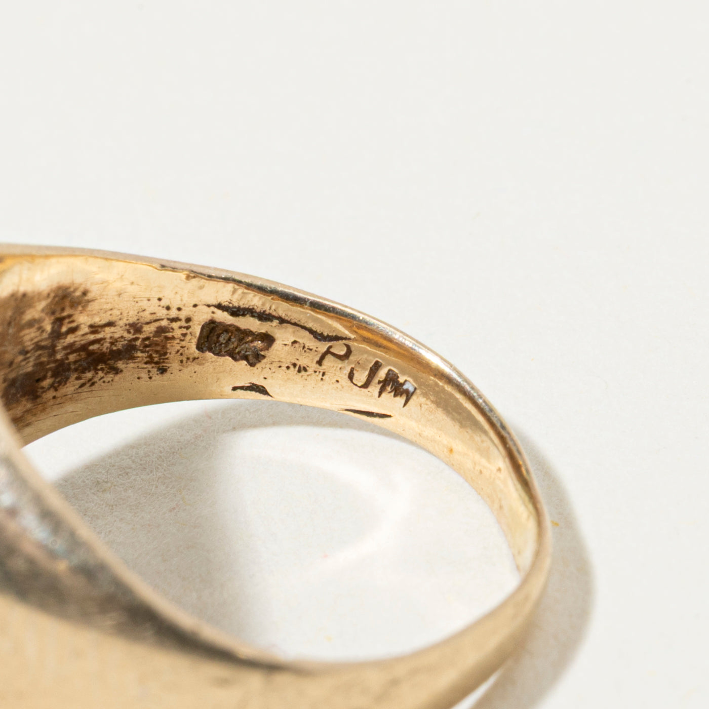 10k "WWJ" Initial Signet Ring | SZ 3.5